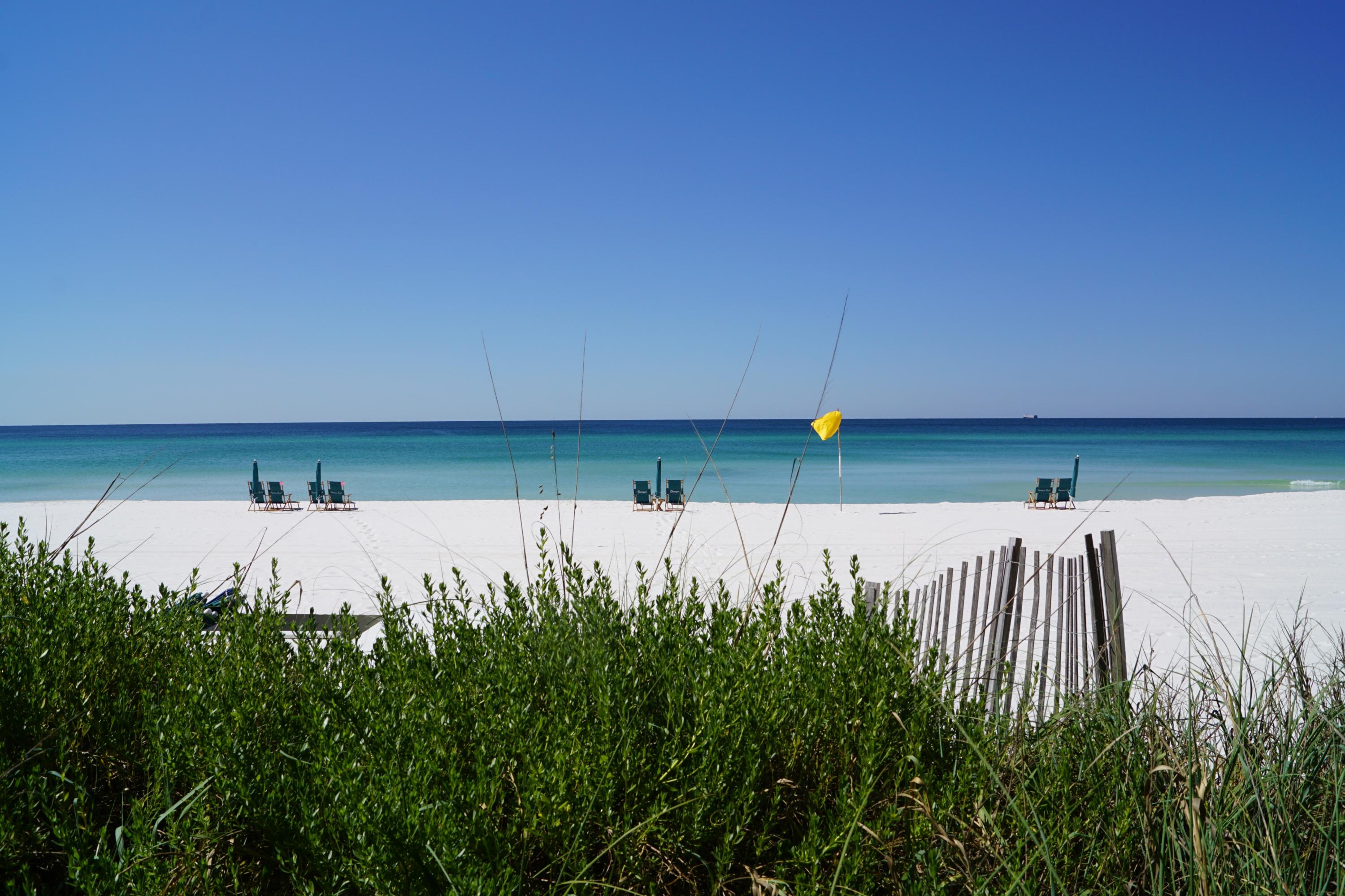 SIGNATURE BEACH - Residential