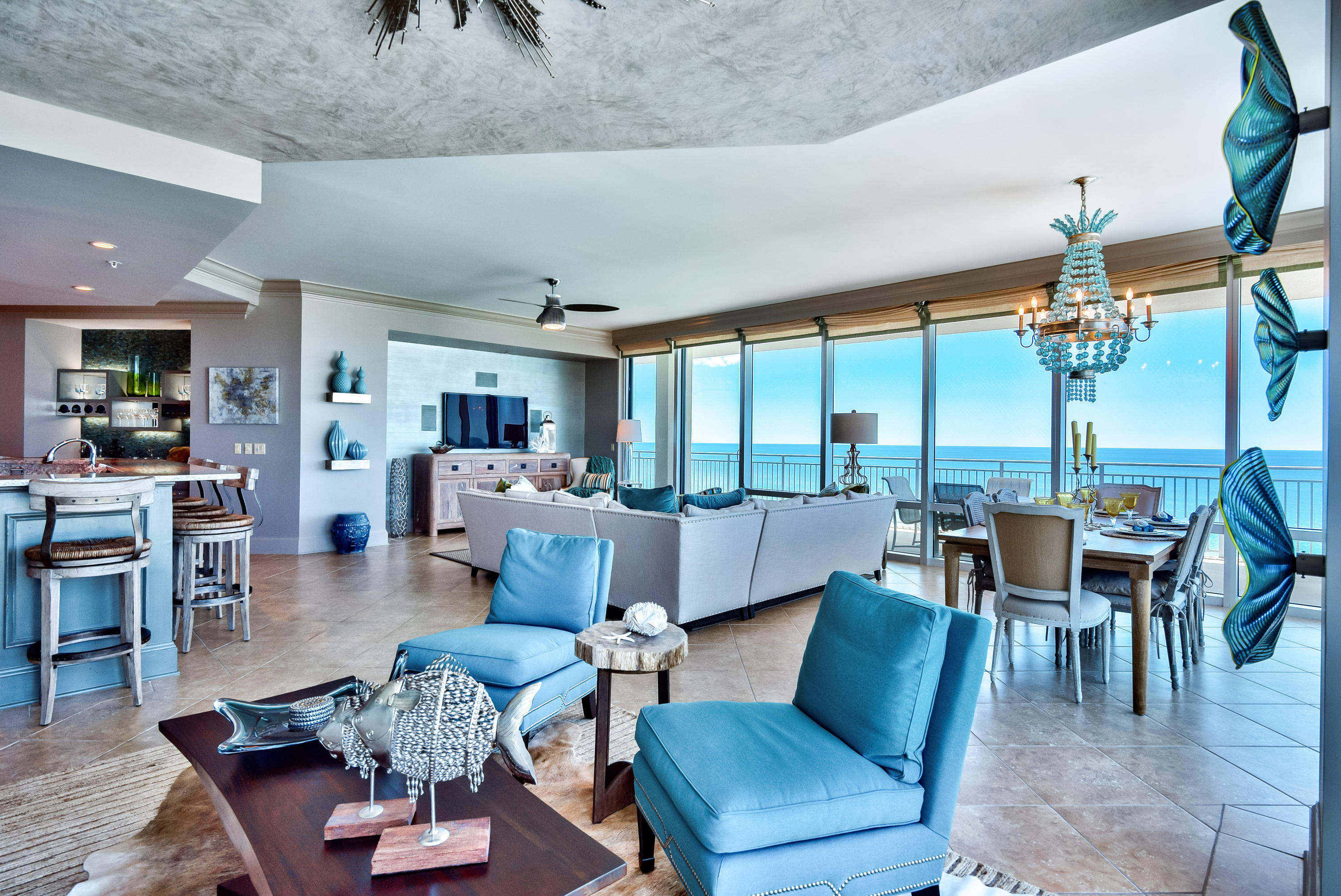 SIGNATURE BEACH - Residential