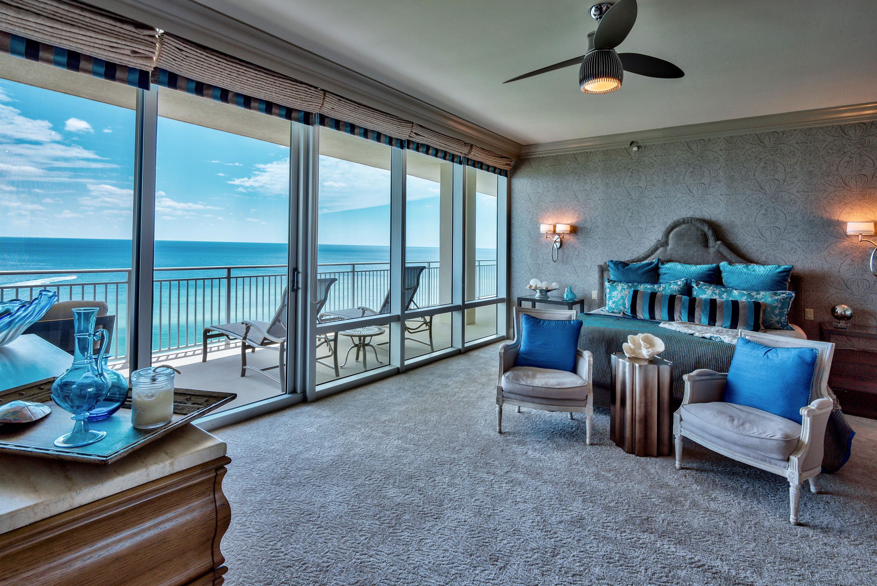 SIGNATURE BEACH - Residential