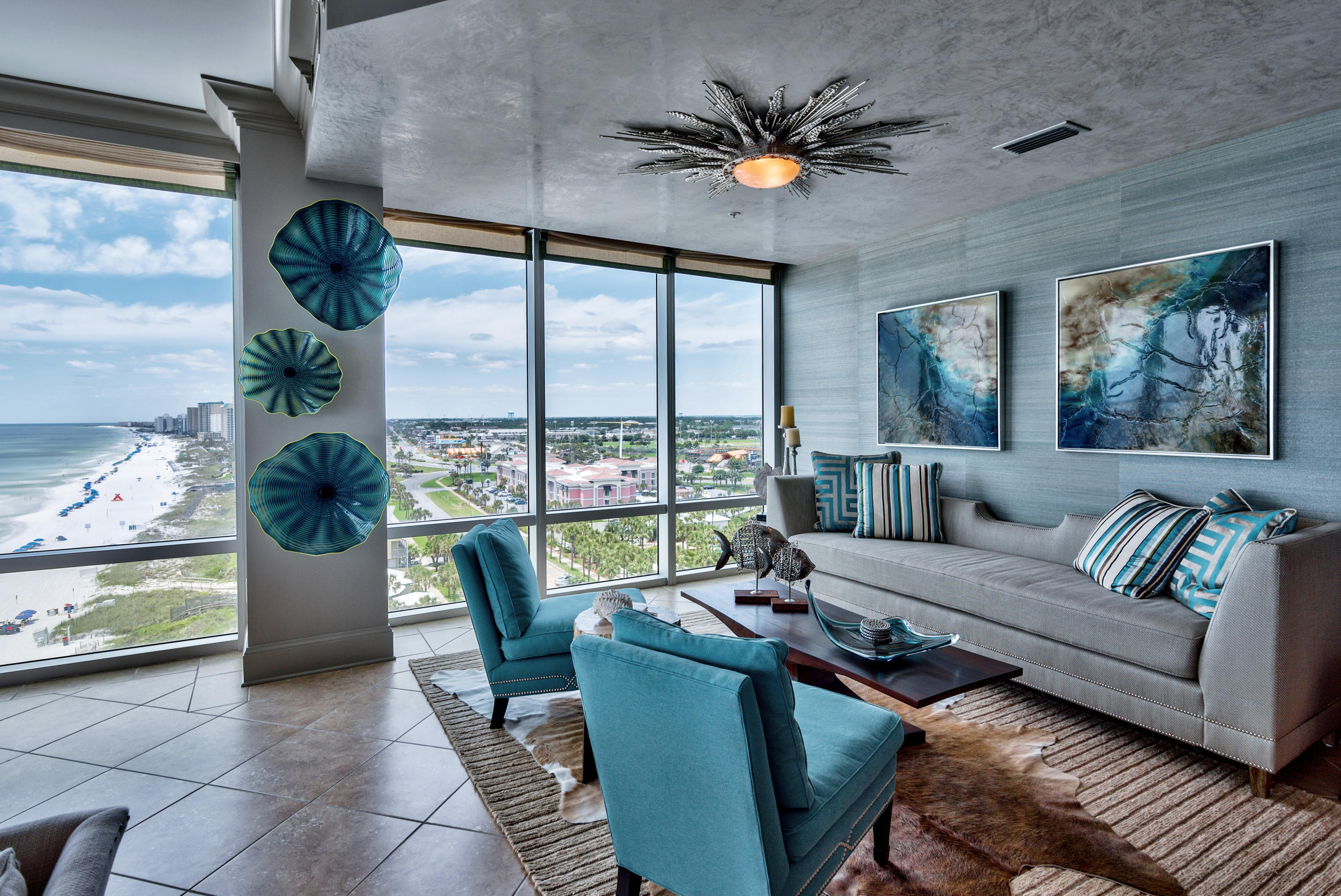 SIGNATURE BEACH - Residential