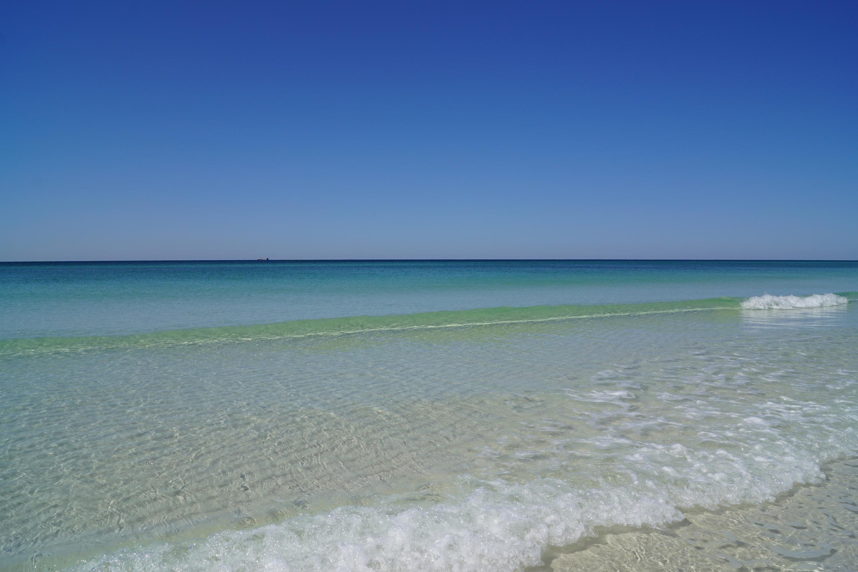 SIGNATURE BEACH - Residential