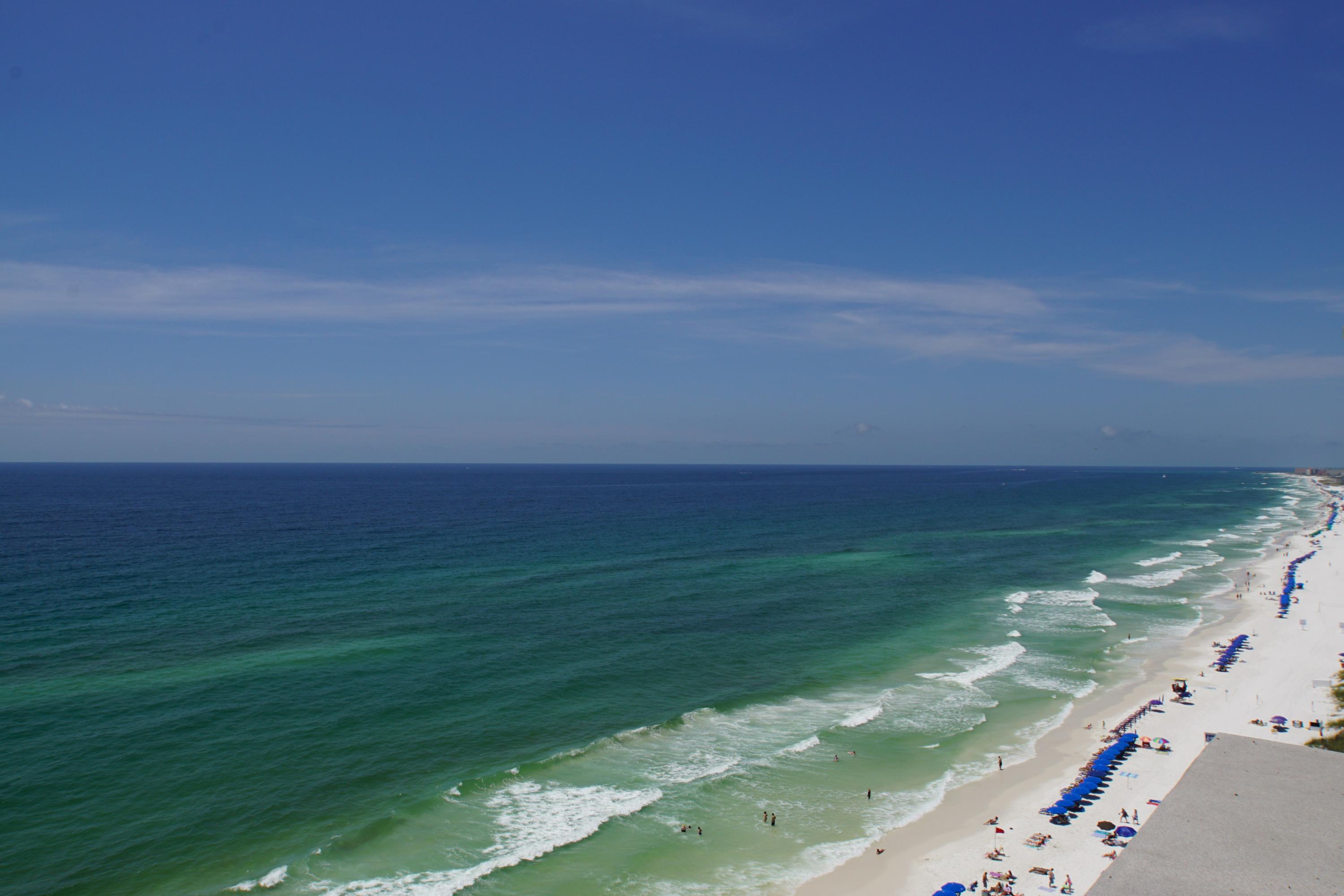SIGNATURE BEACH - Residential