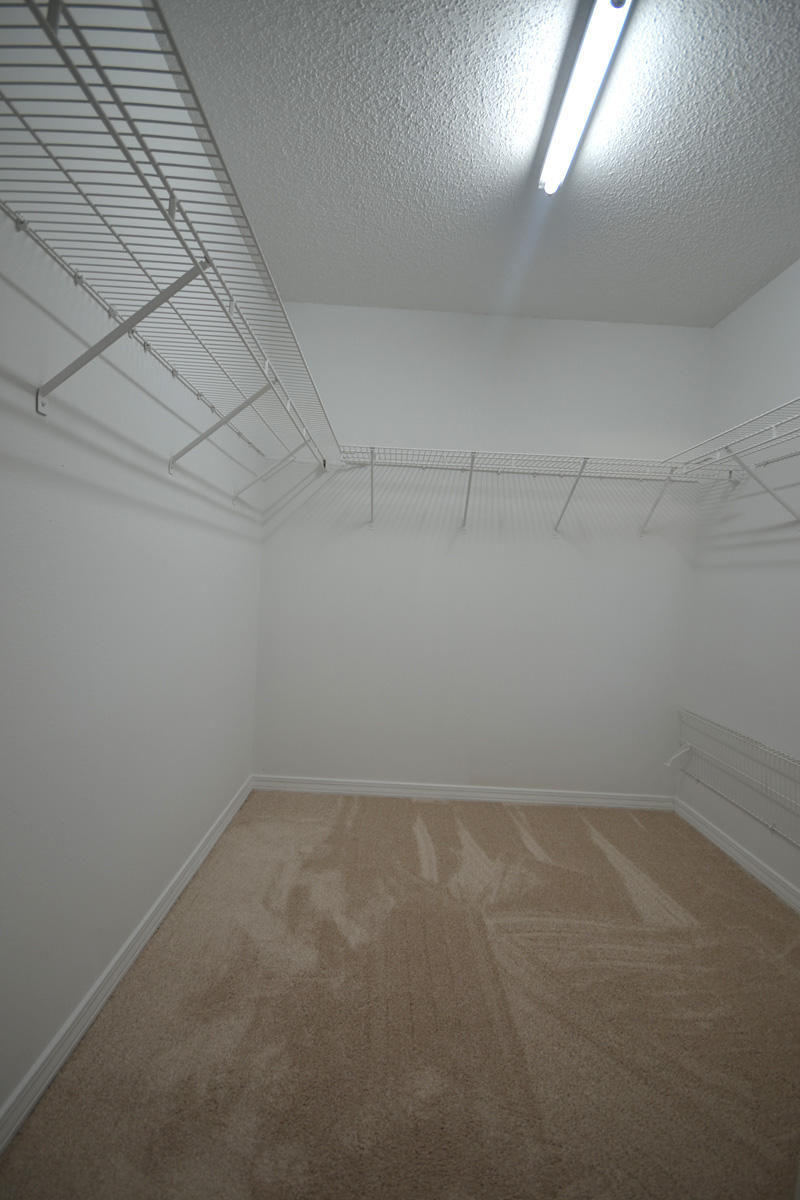 BRIDGEWATER S/D - Residential Lease