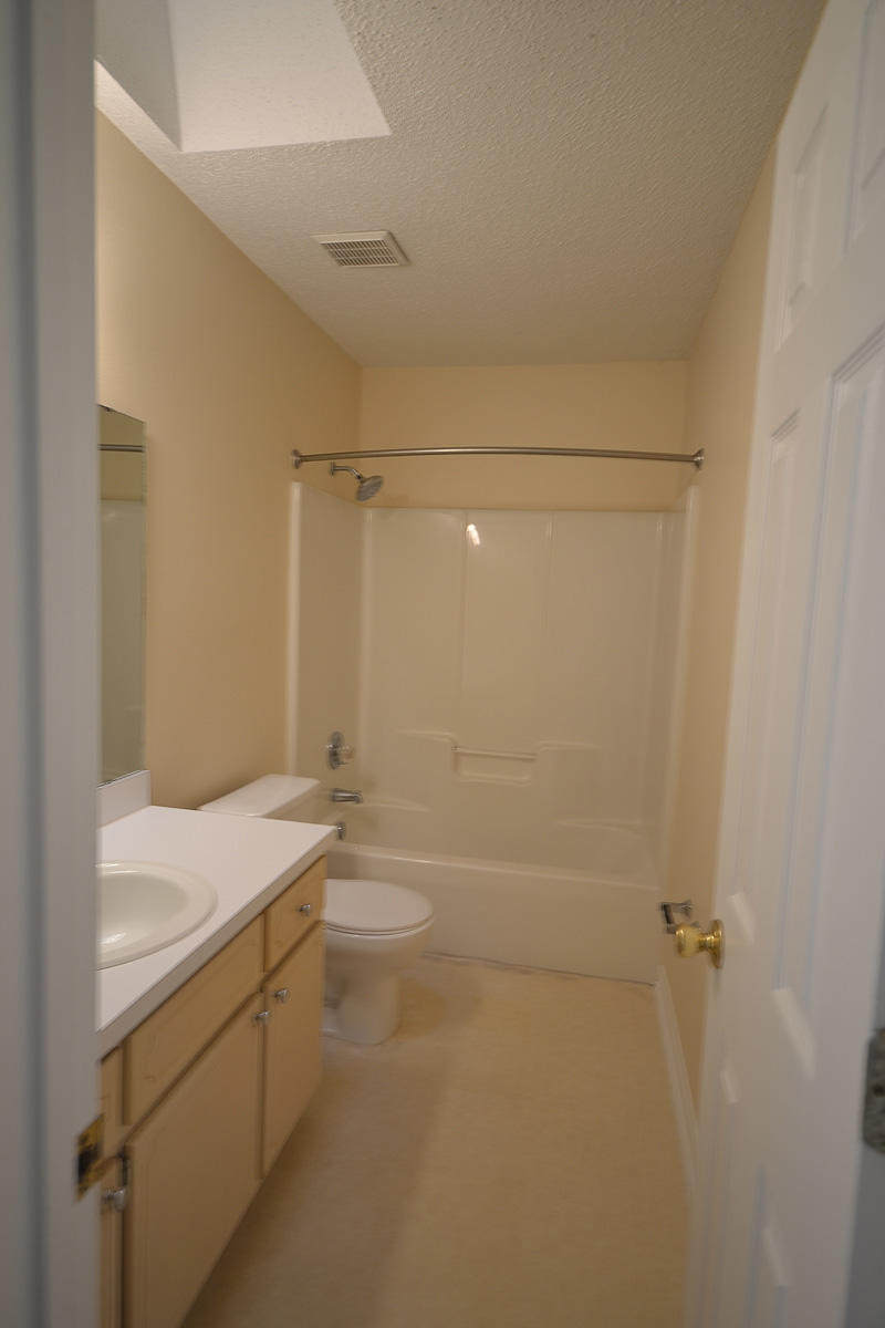 BRIDGEWATER S/D - Residential Lease