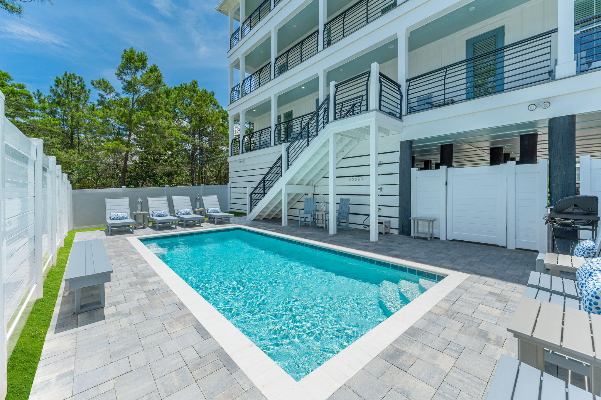 BLK J BEACH HIGHLANDS 1ST ADD - Residential