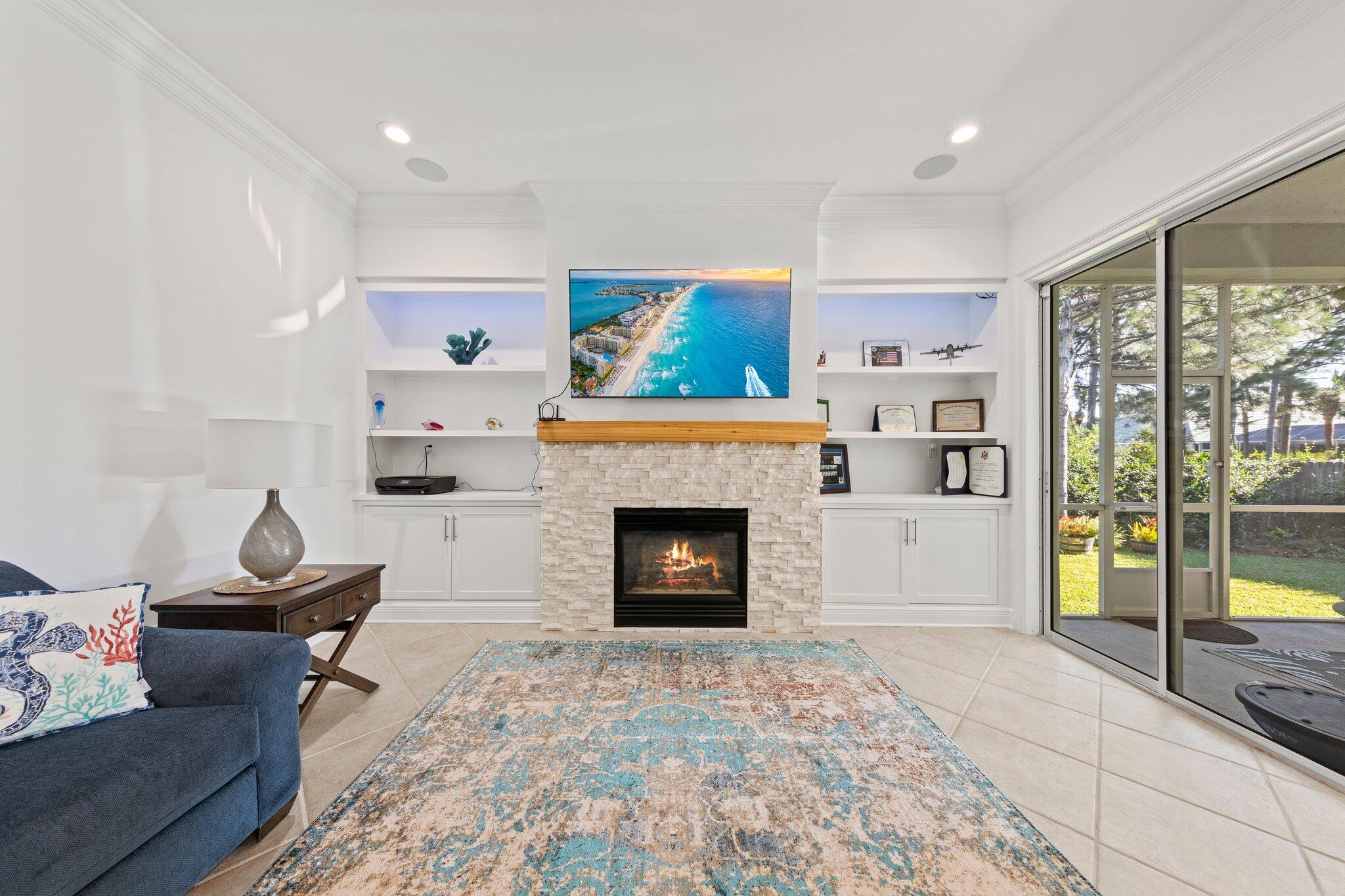 EMERALD LAKES PH 2 - Residential