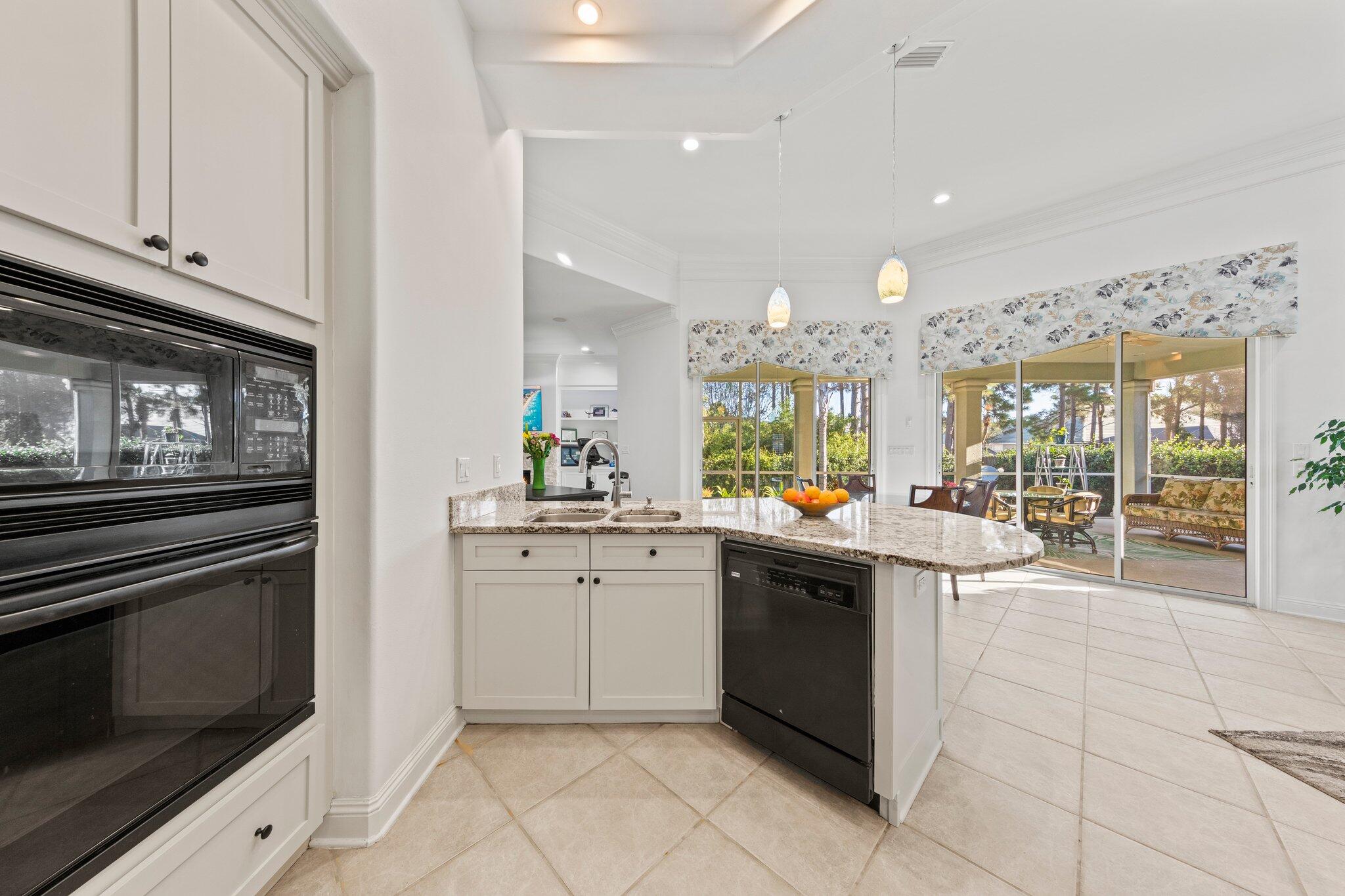 EMERALD LAKES PH 2 - Residential