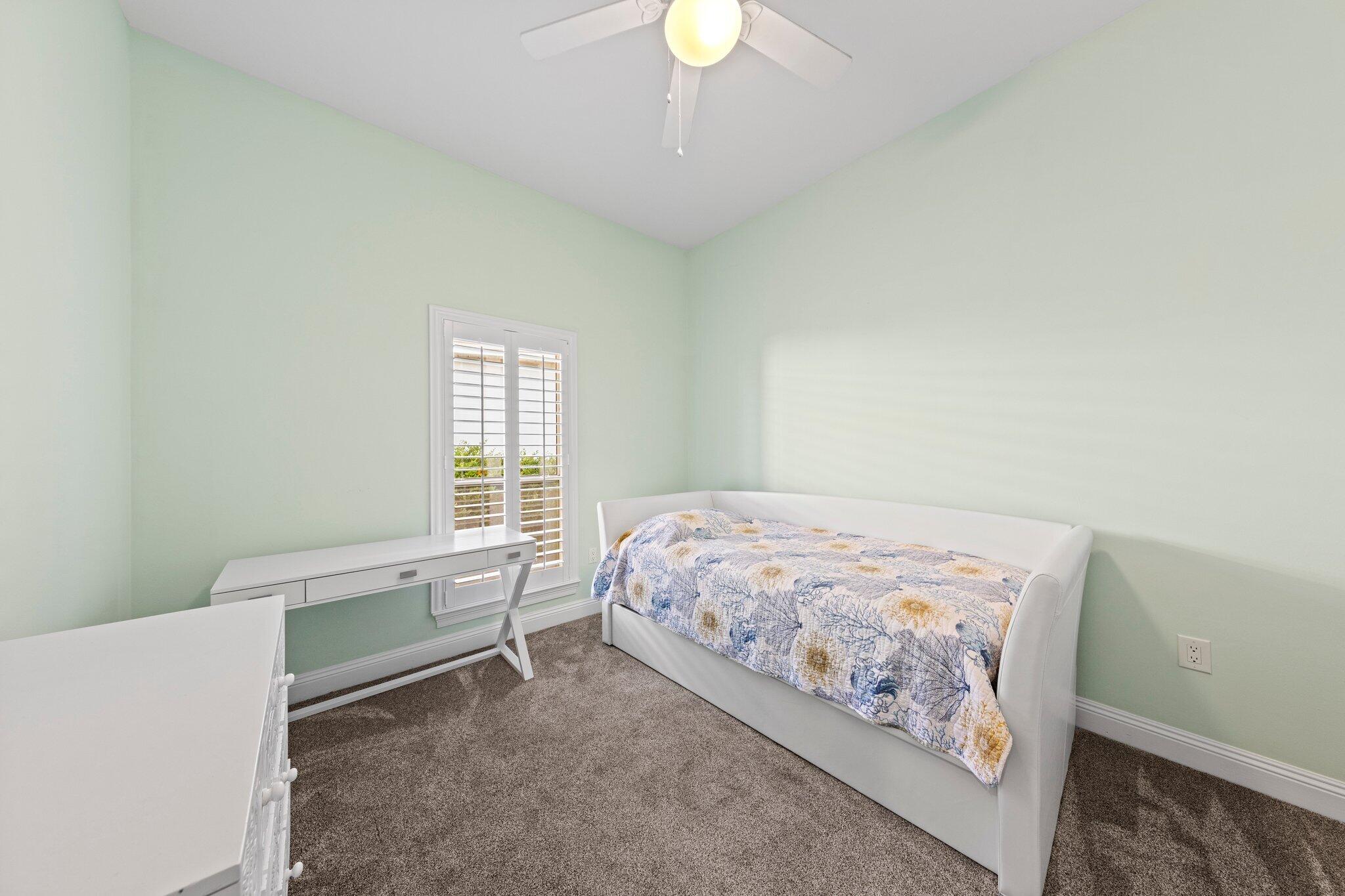 EMERALD LAKES PH 2 - Residential