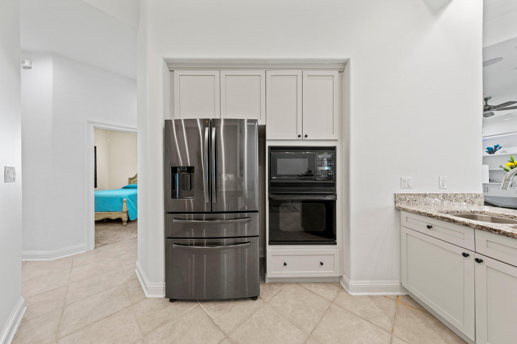 EMERALD LAKES PH 2 - Residential