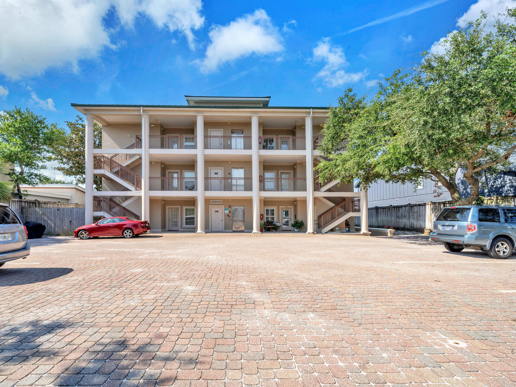 HARBOR PLANTATION - Residential Lease