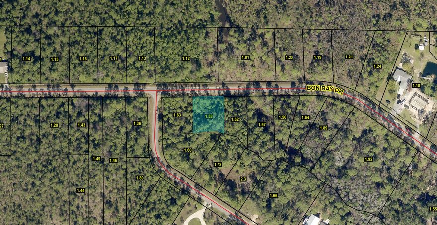 Great pie-shaped building lot in the sought after Garcon Point Rd / Ward Basin area within 1/4 mile of the beautiful shores of East Bay.  Easy commute to Milton, Pensacola, Navarre and Gulf Breeze for work or fun.  Bring your house plans and fishing pole and be sure not to miss out on this location!