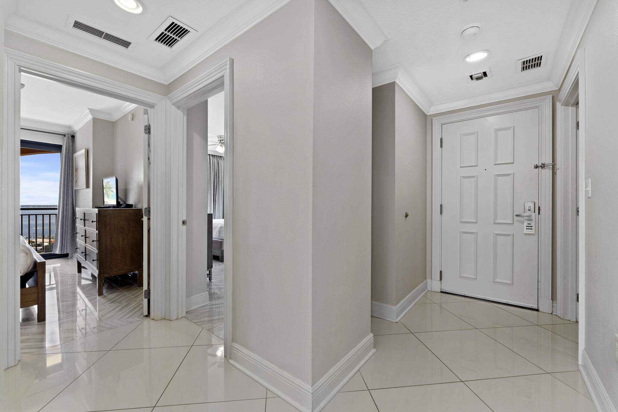 EMERALD GRANDE - Residential