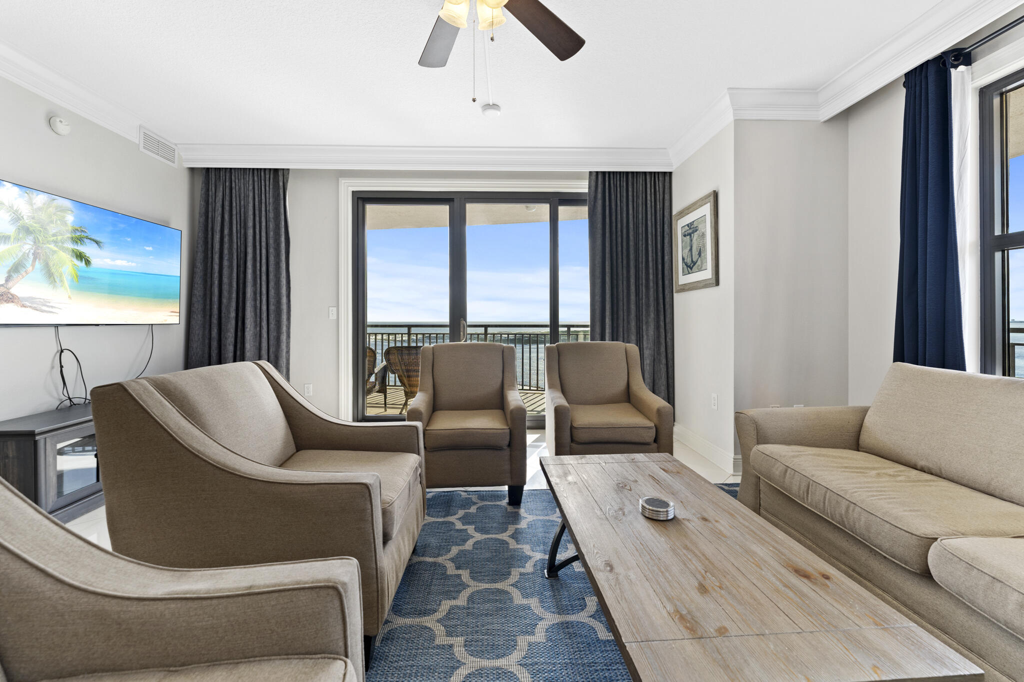 EMERALD GRANDE - Residential