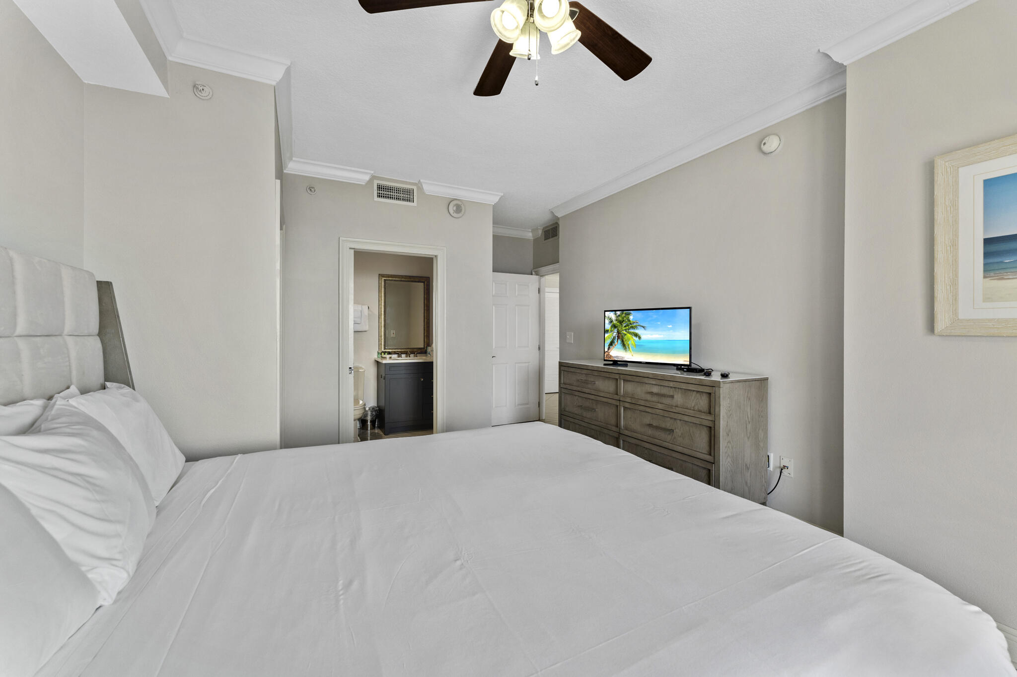EMERALD GRANDE - Residential