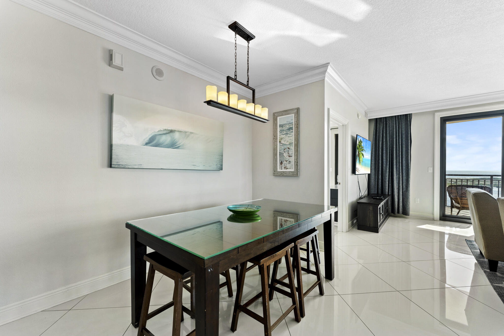EMERALD GRANDE - Residential