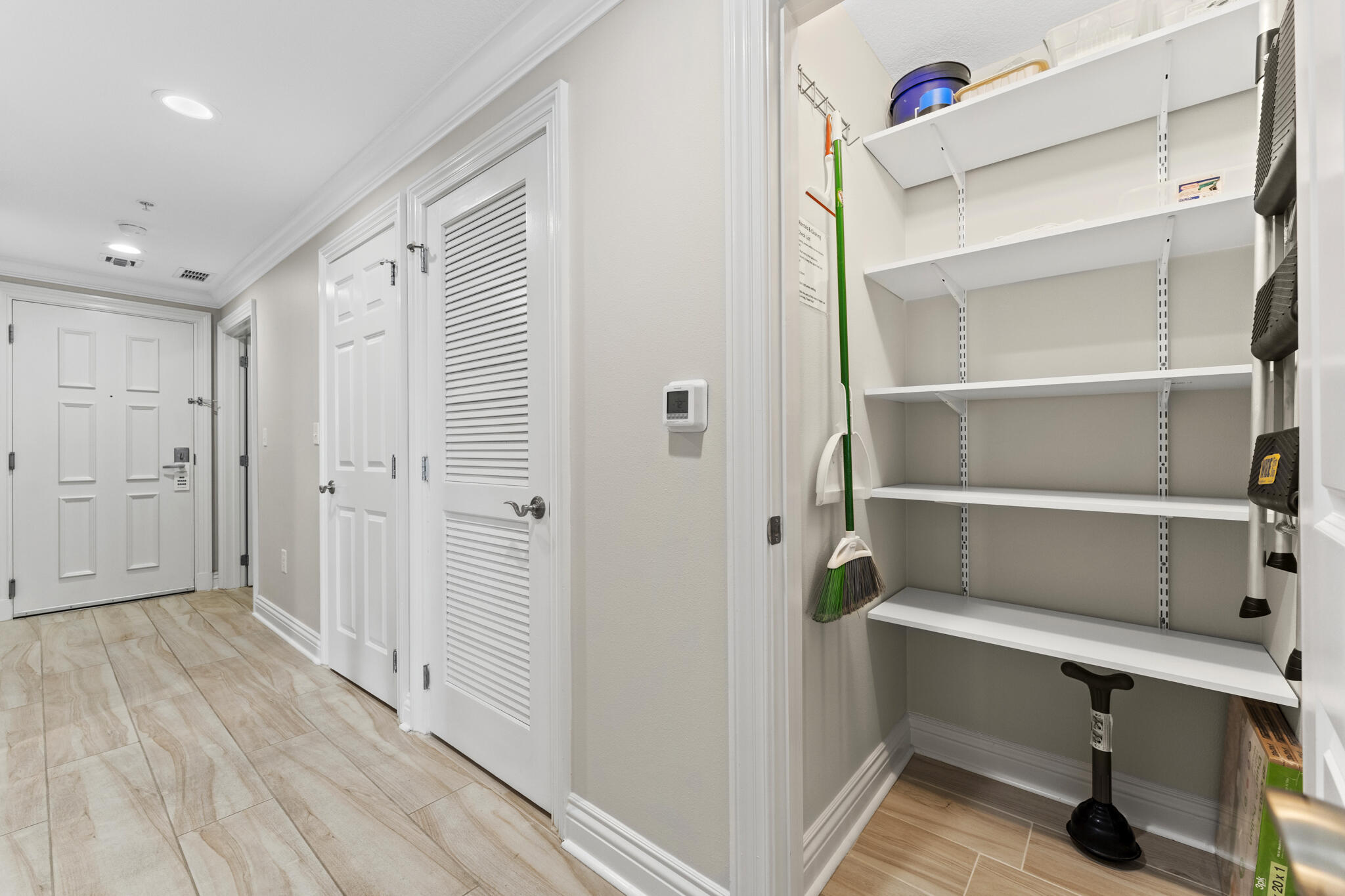 EMERALD GRANDE - Residential