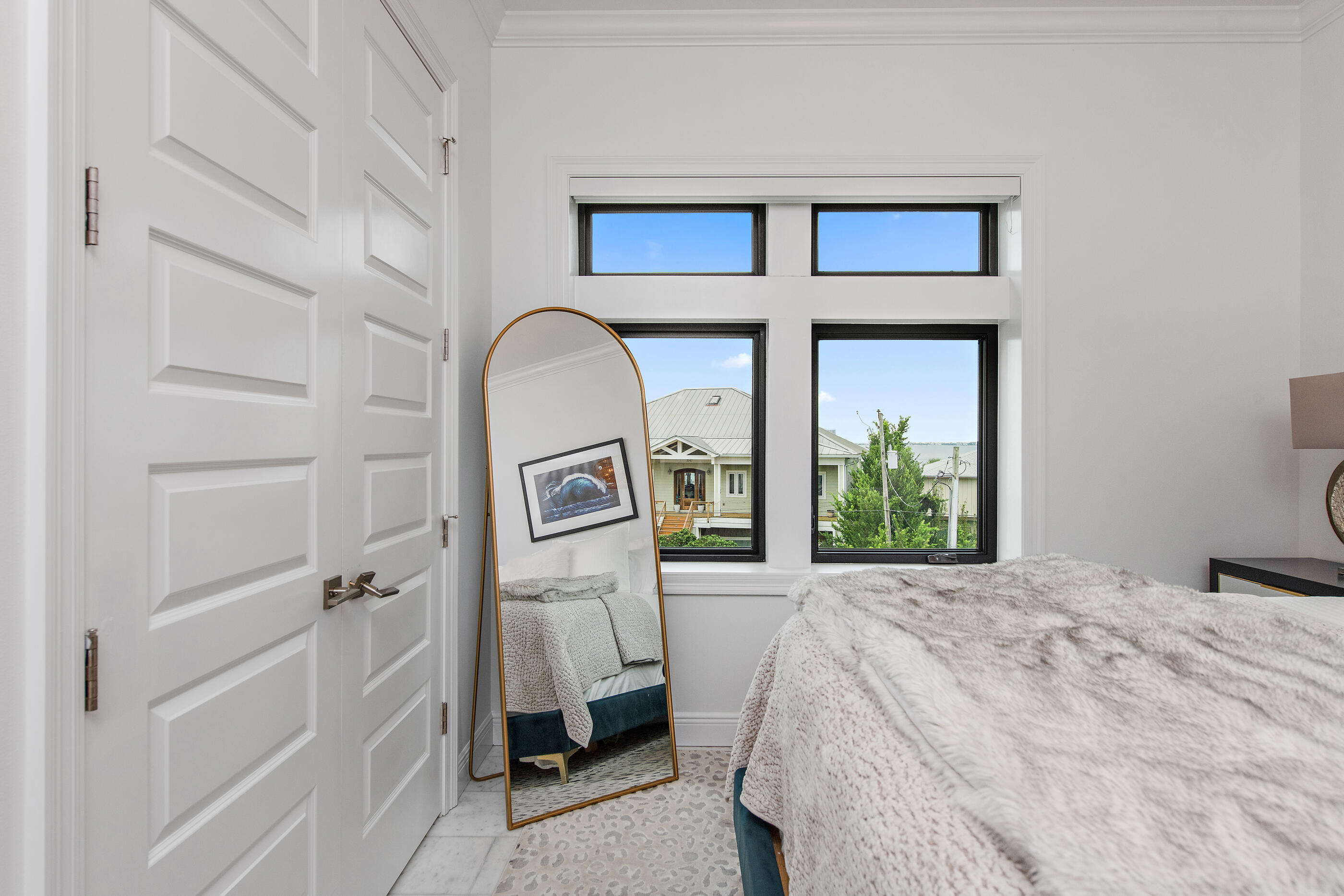 SANTA ROSA SHORES - Residential