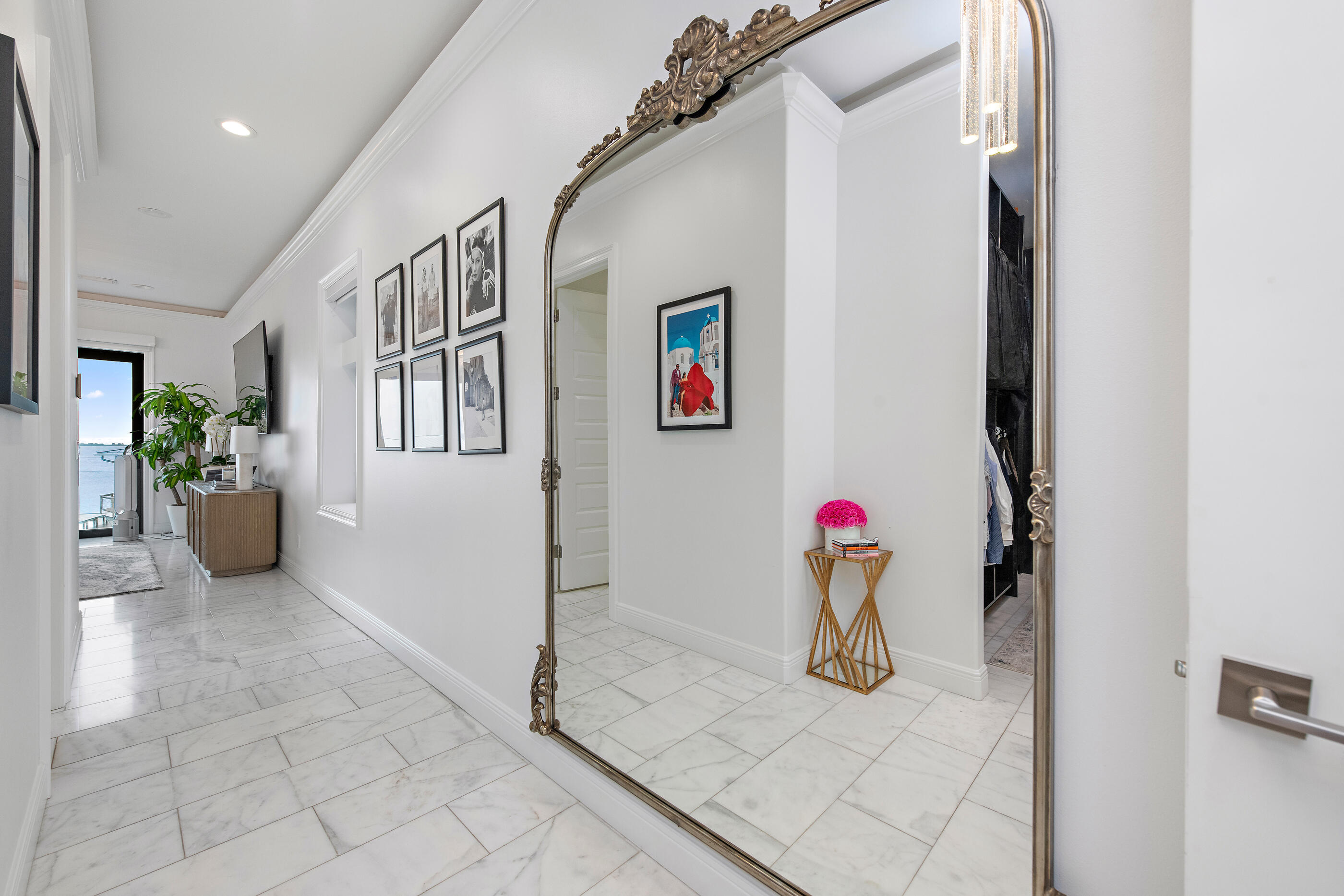SANTA ROSA SHORES - Residential