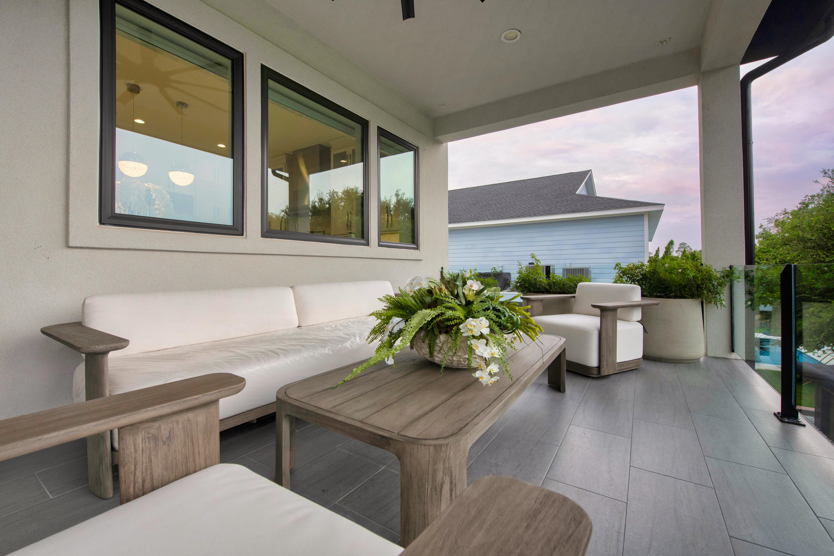 SANTA ROSA SHORES - Residential