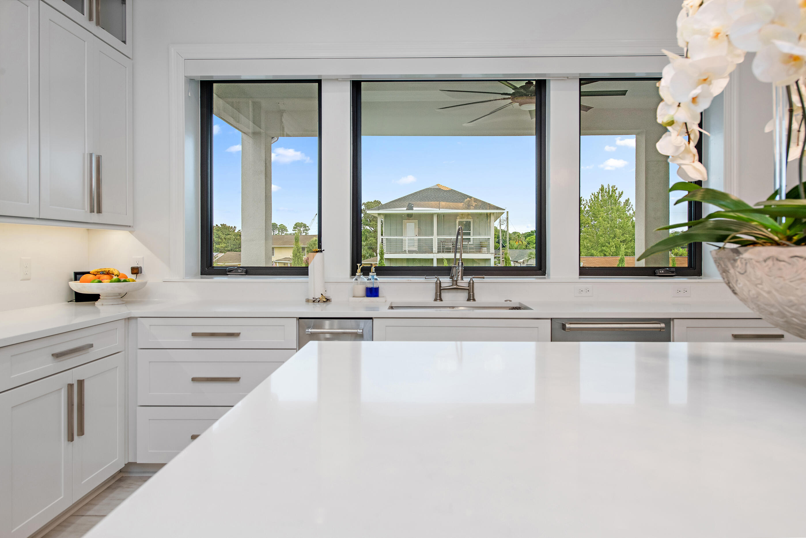 SANTA ROSA SHORES - Residential
