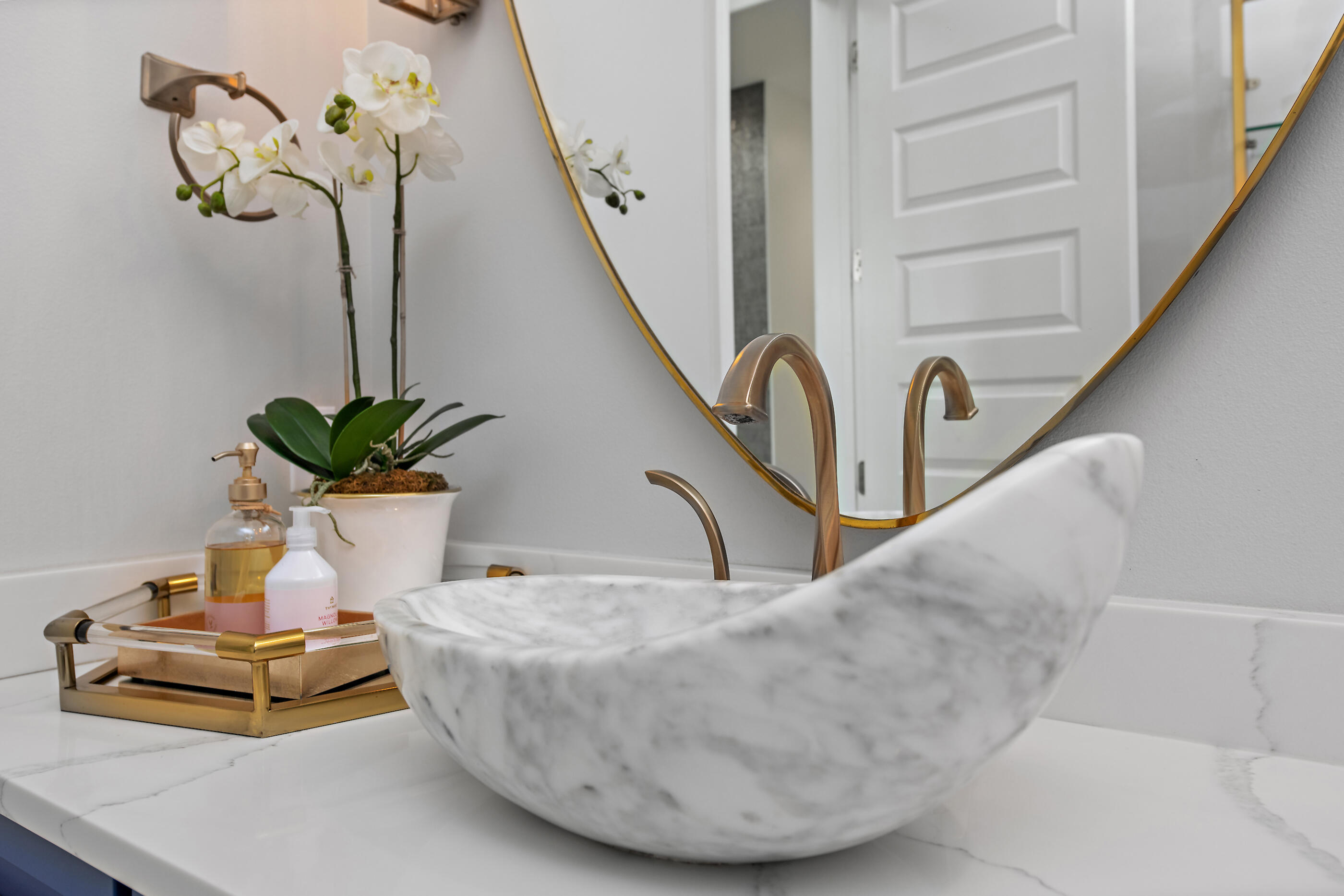 SANTA ROSA SHORES - Residential