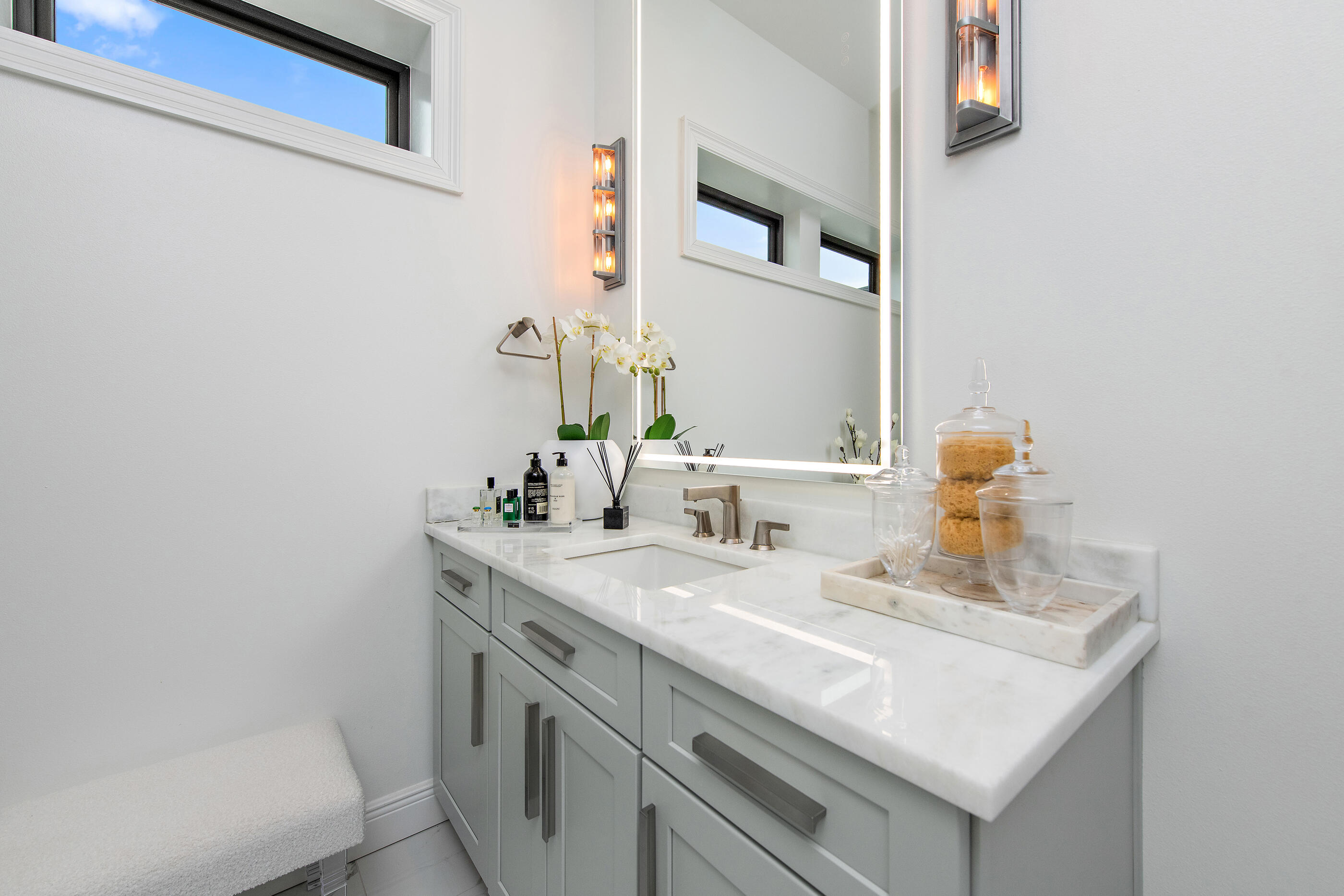 SANTA ROSA SHORES - Residential