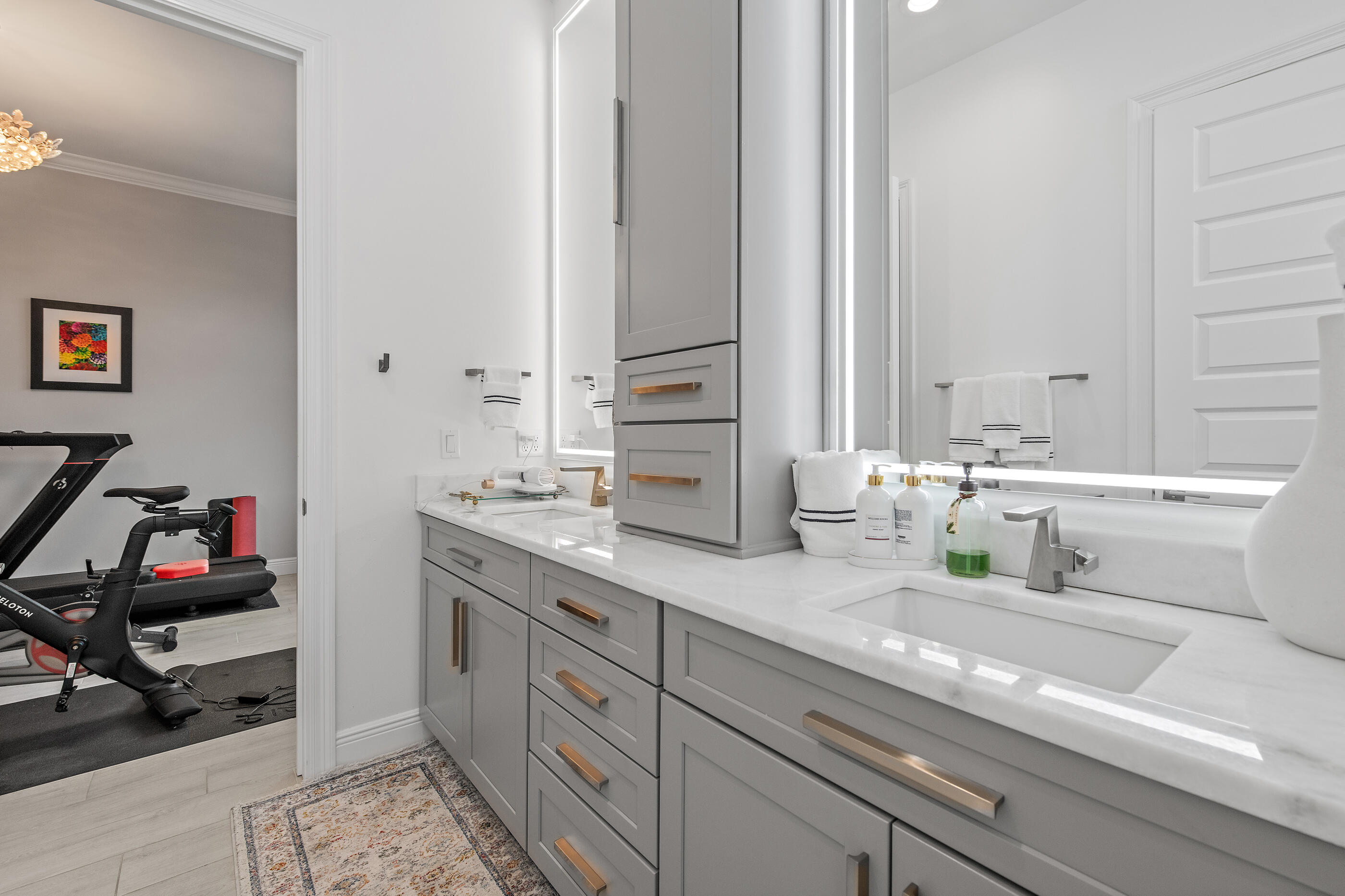 SANTA ROSA SHORES - Residential