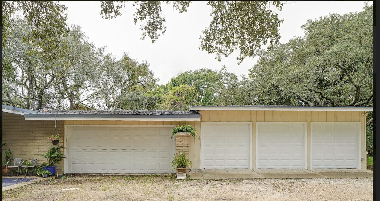 SOUTH RNG 25 WATER (252001.00) - Residential