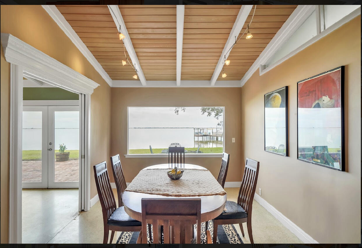 SOUTH RNG 25 WATER (252001.00) - Residential