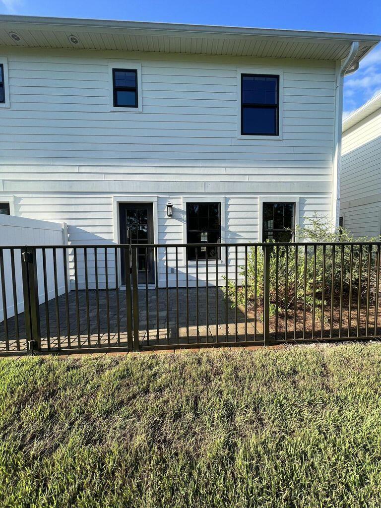 Heron Crossing - Residential Lease