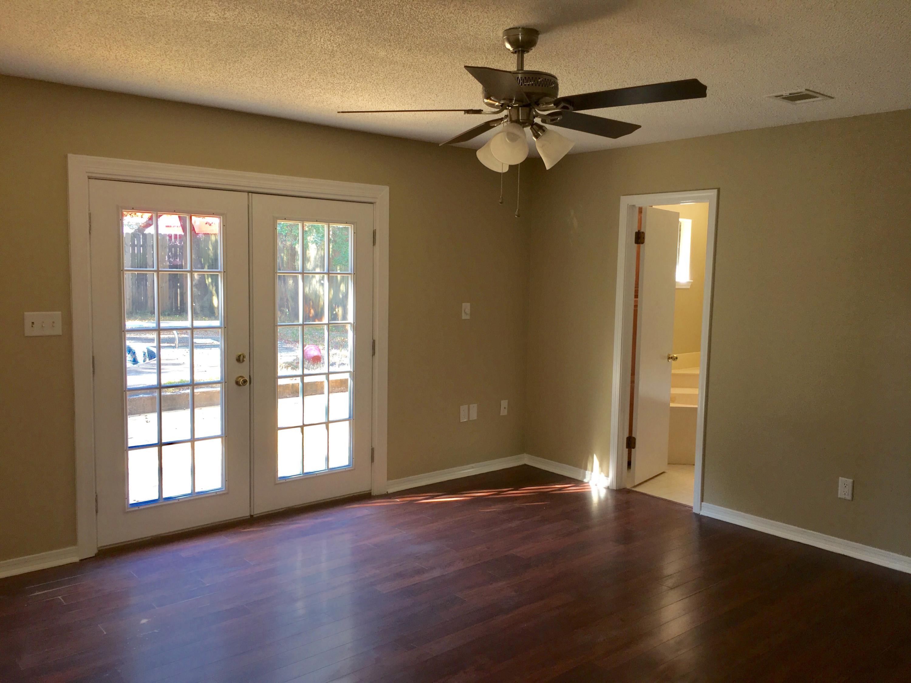 FERRY ROAD MANOR - Residential