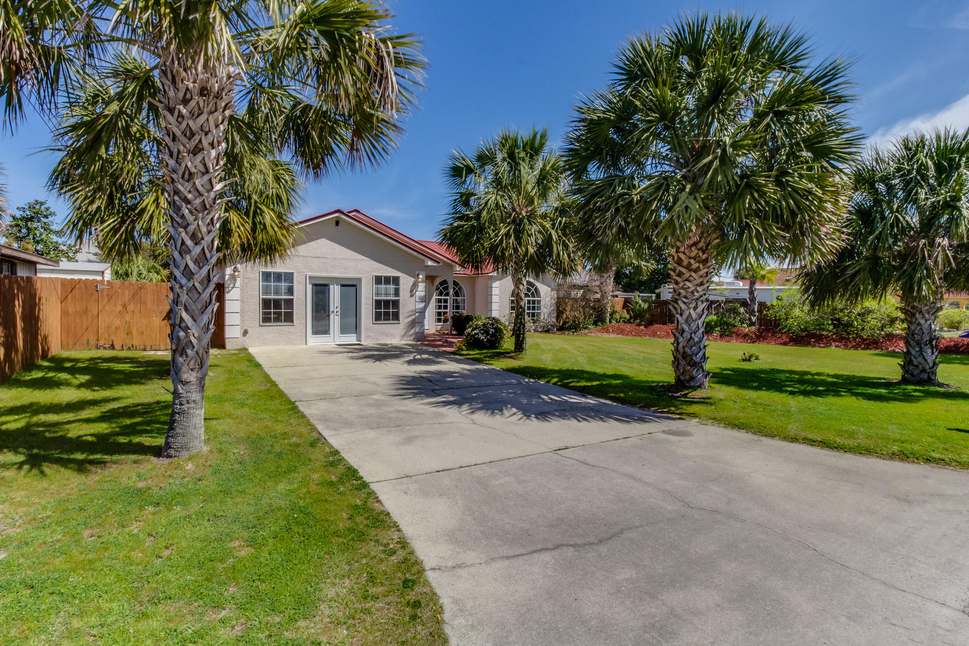 EL CENTRO BEACH - Residential