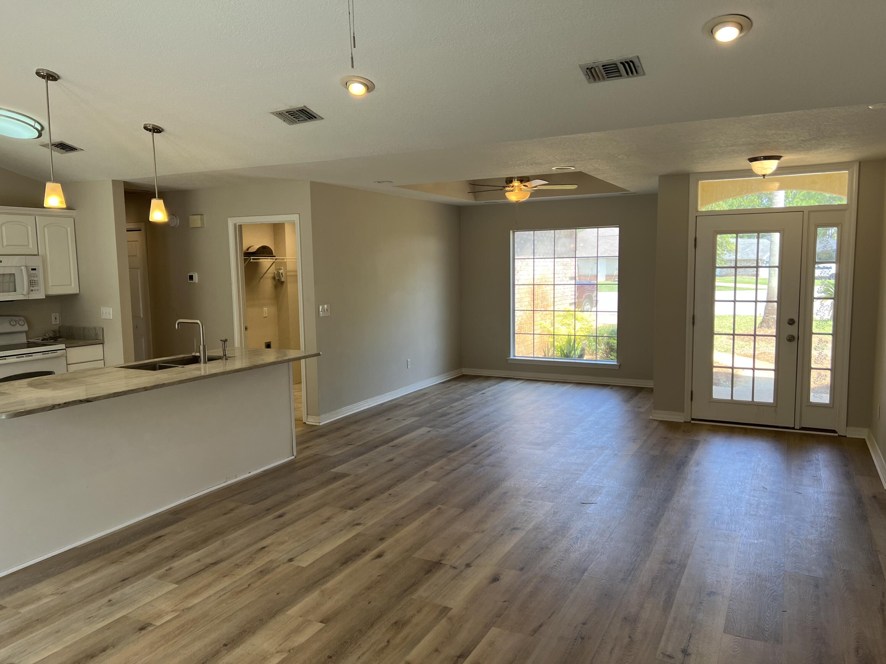 BAY BRIDGE LANDING - Residential Lease