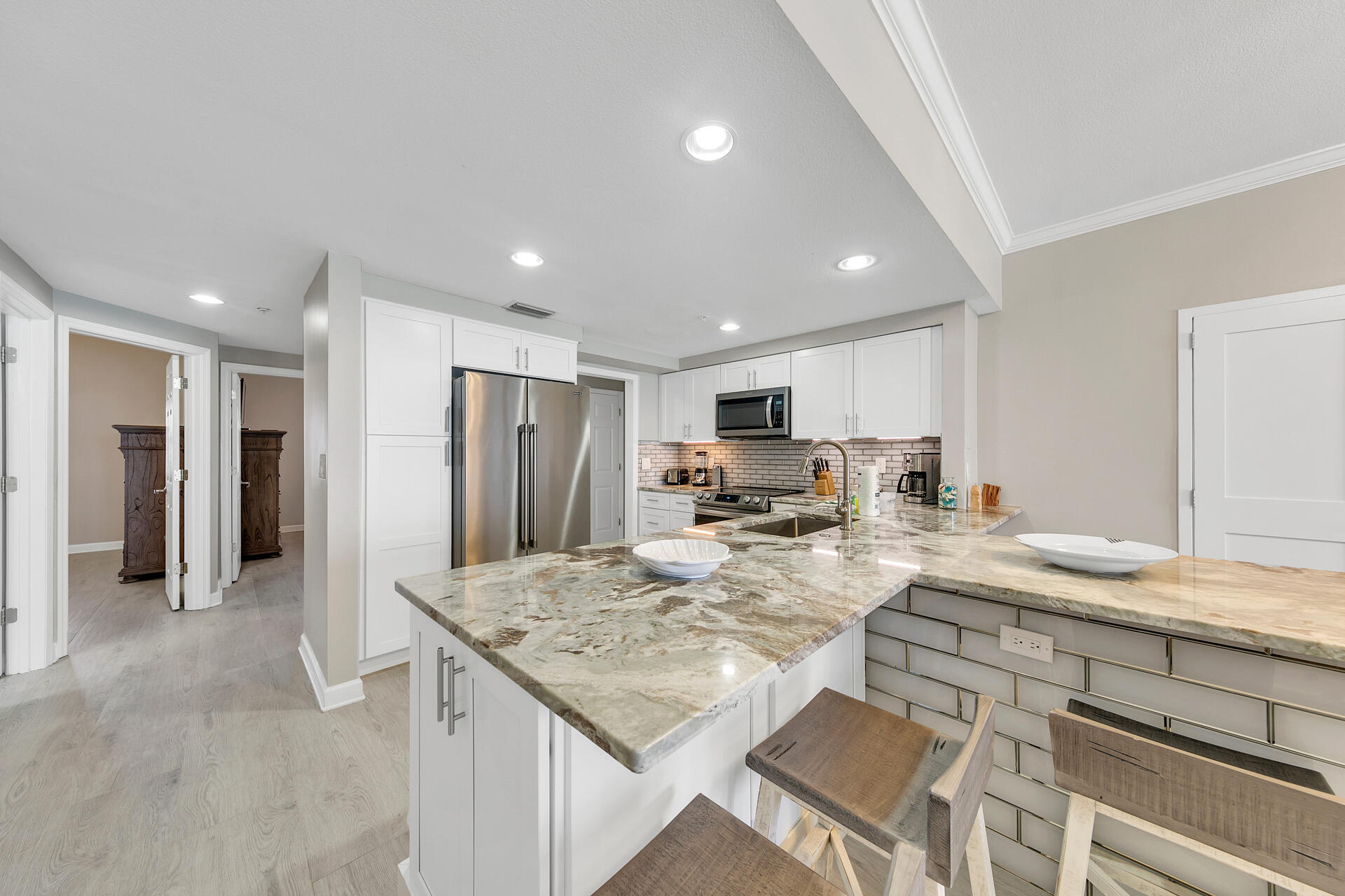 INN AT CRYSTAL BEACH (SUMMERCHASE CONDO) - Residential