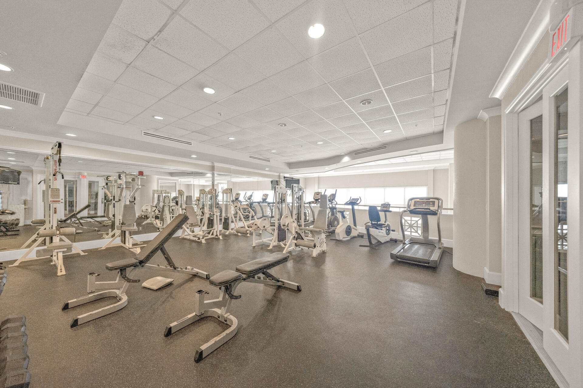 INN AT CRYSTAL BEACH (SUMMERCHASE CONDO) - Residential