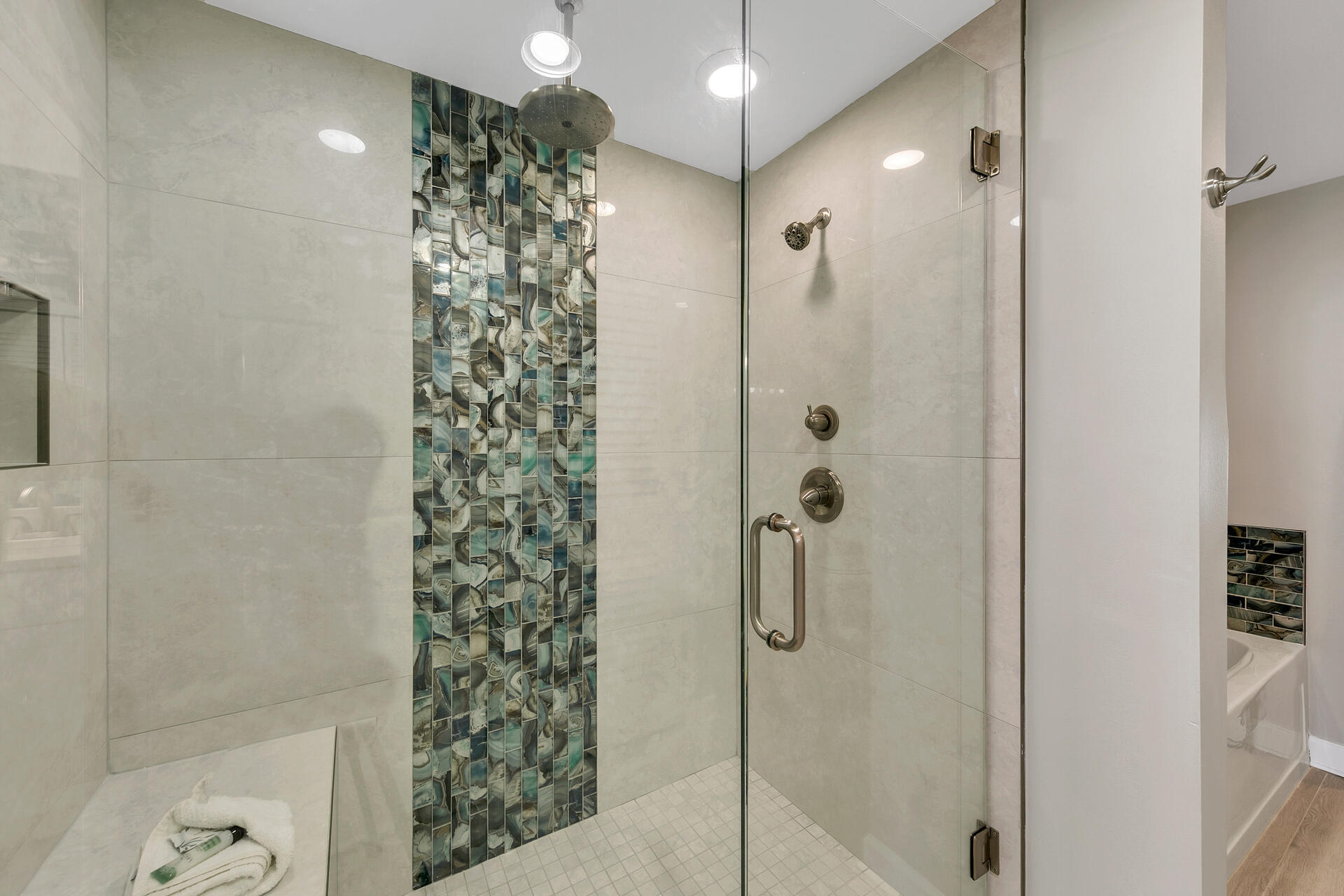 INN AT CRYSTAL BEACH (SUMMERCHASE CONDO) - Residential