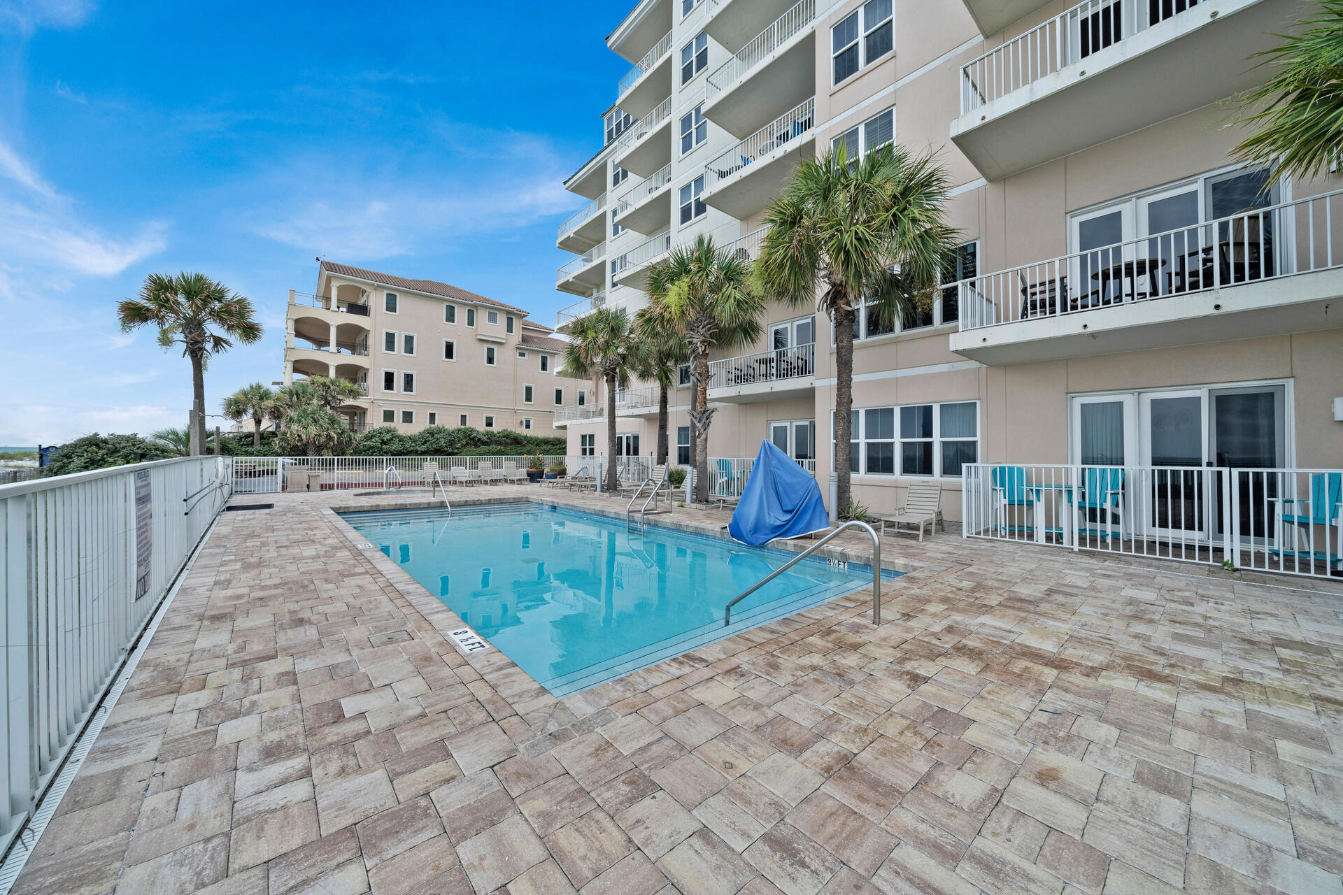 INN AT CRYSTAL BEACH (SUMMERCHASE CONDO) - Residential
