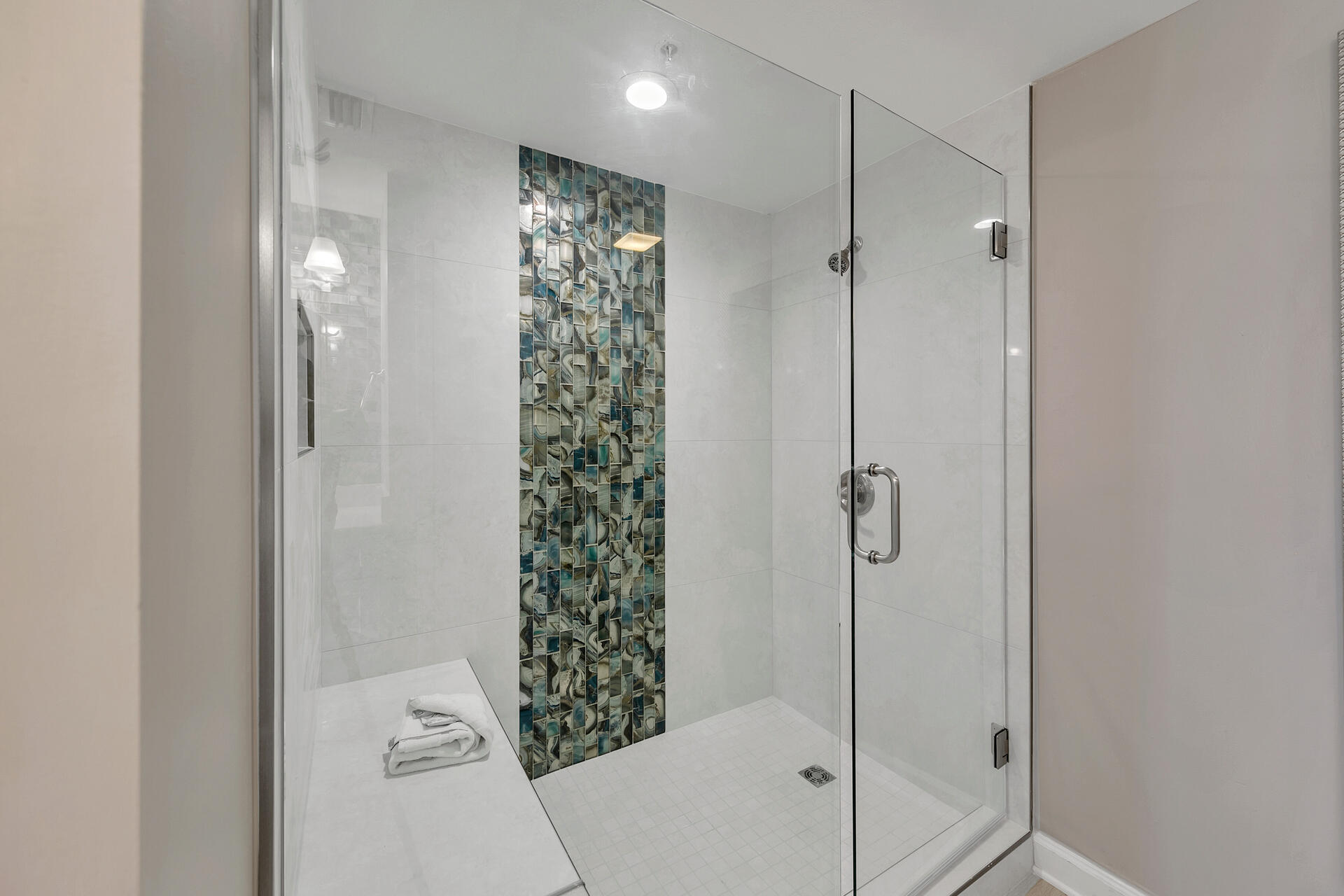 INN AT CRYSTAL BEACH (SUMMERCHASE CONDO) - Residential