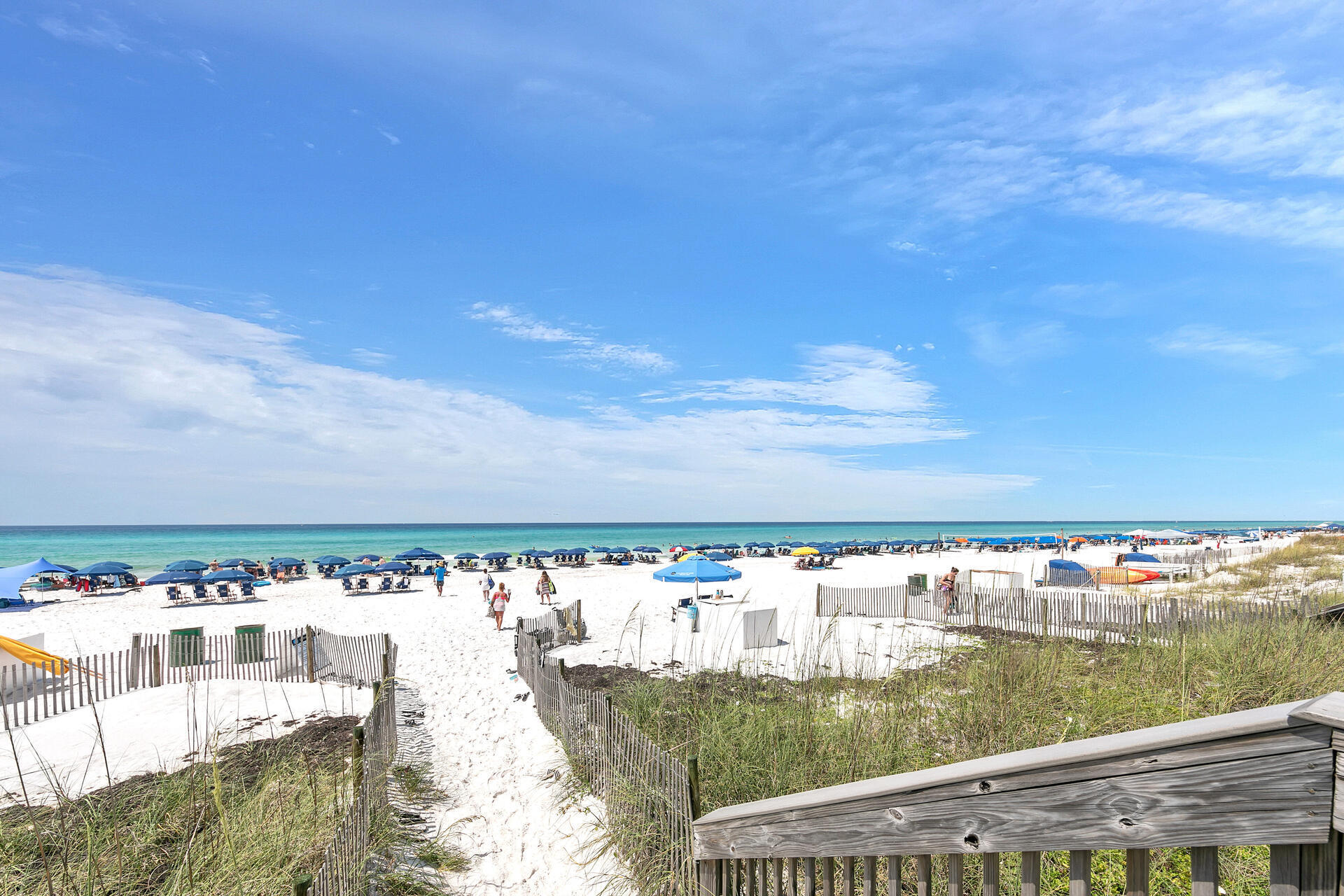 INN AT CRYSTAL BEACH (SUMMERCHASE CONDO) - Residential