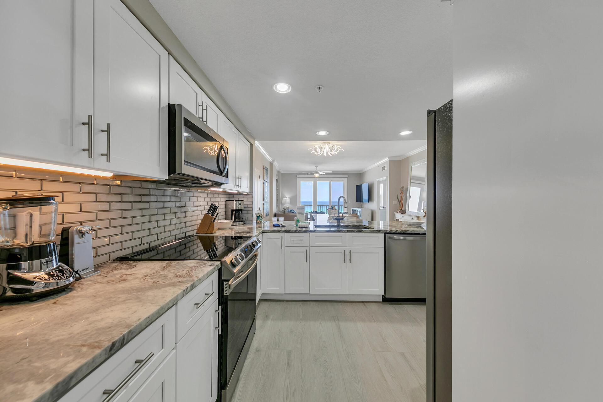 INN AT CRYSTAL BEACH (SUMMERCHASE CONDO) - Residential