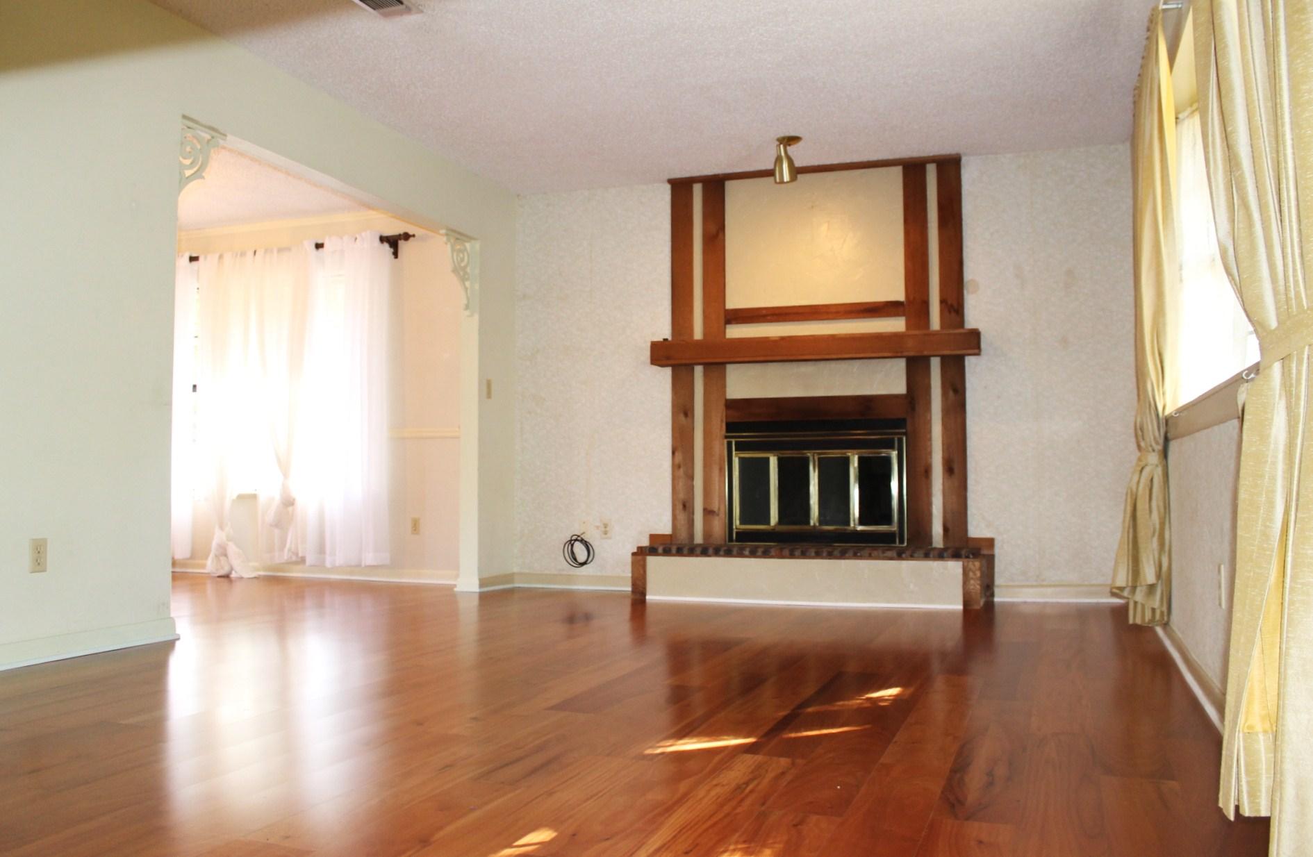 LAKE SHARON ESTATES - Residential