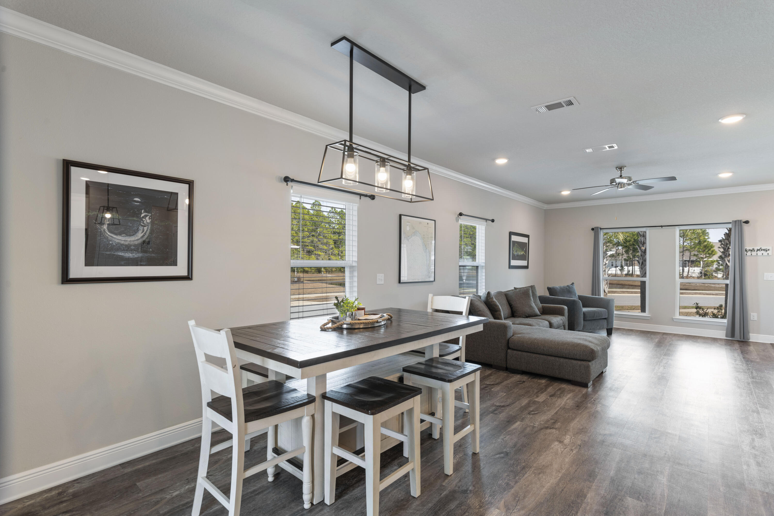 STONEGATE - Residential