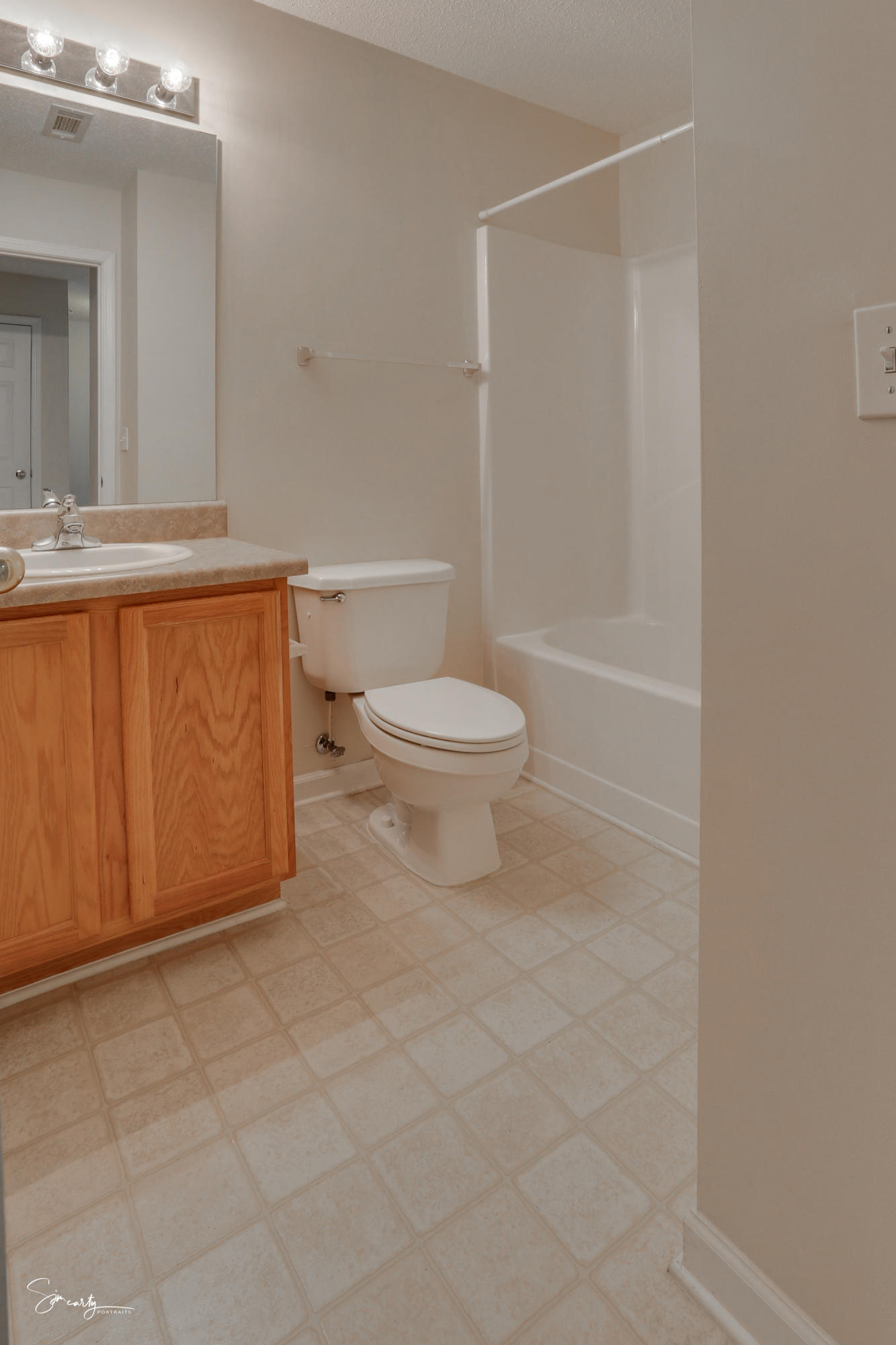 ROLLING PINES - Residential