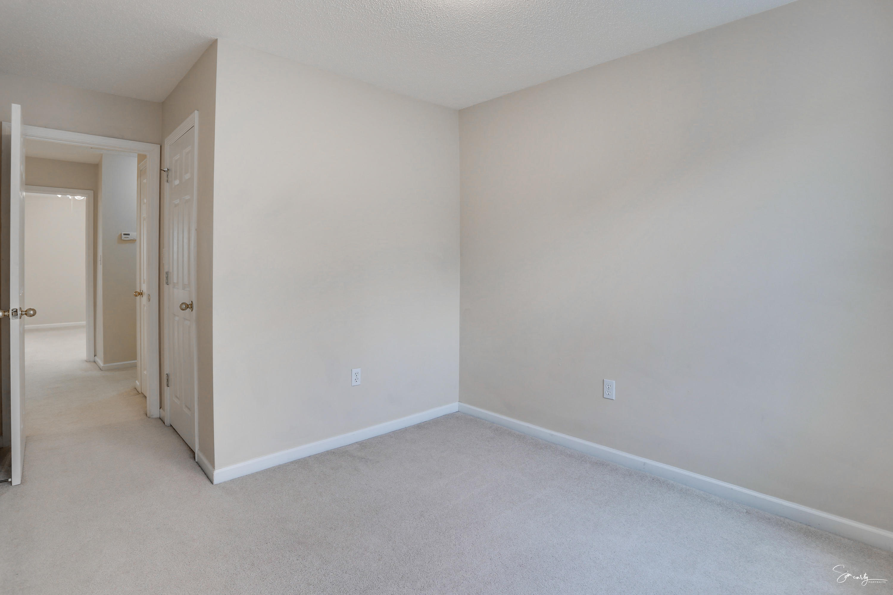 ROLLING PINES - Residential