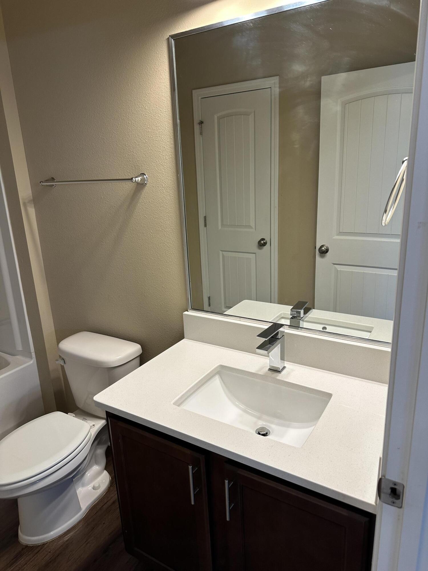 HAMMOCK BAY - Residential Lease