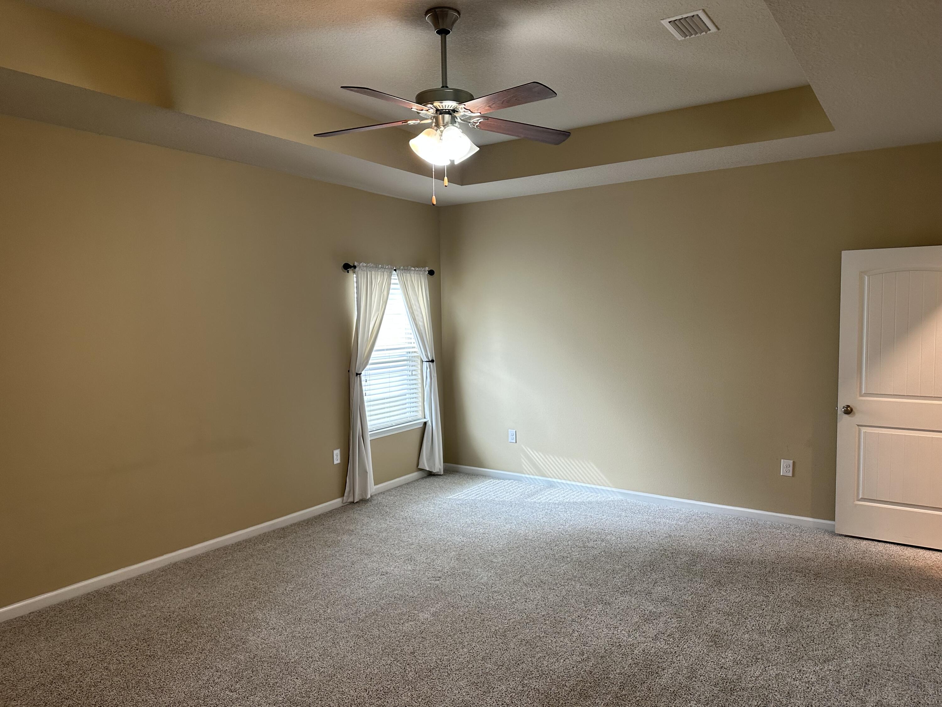 HAMMOCK BAY - Residential Lease