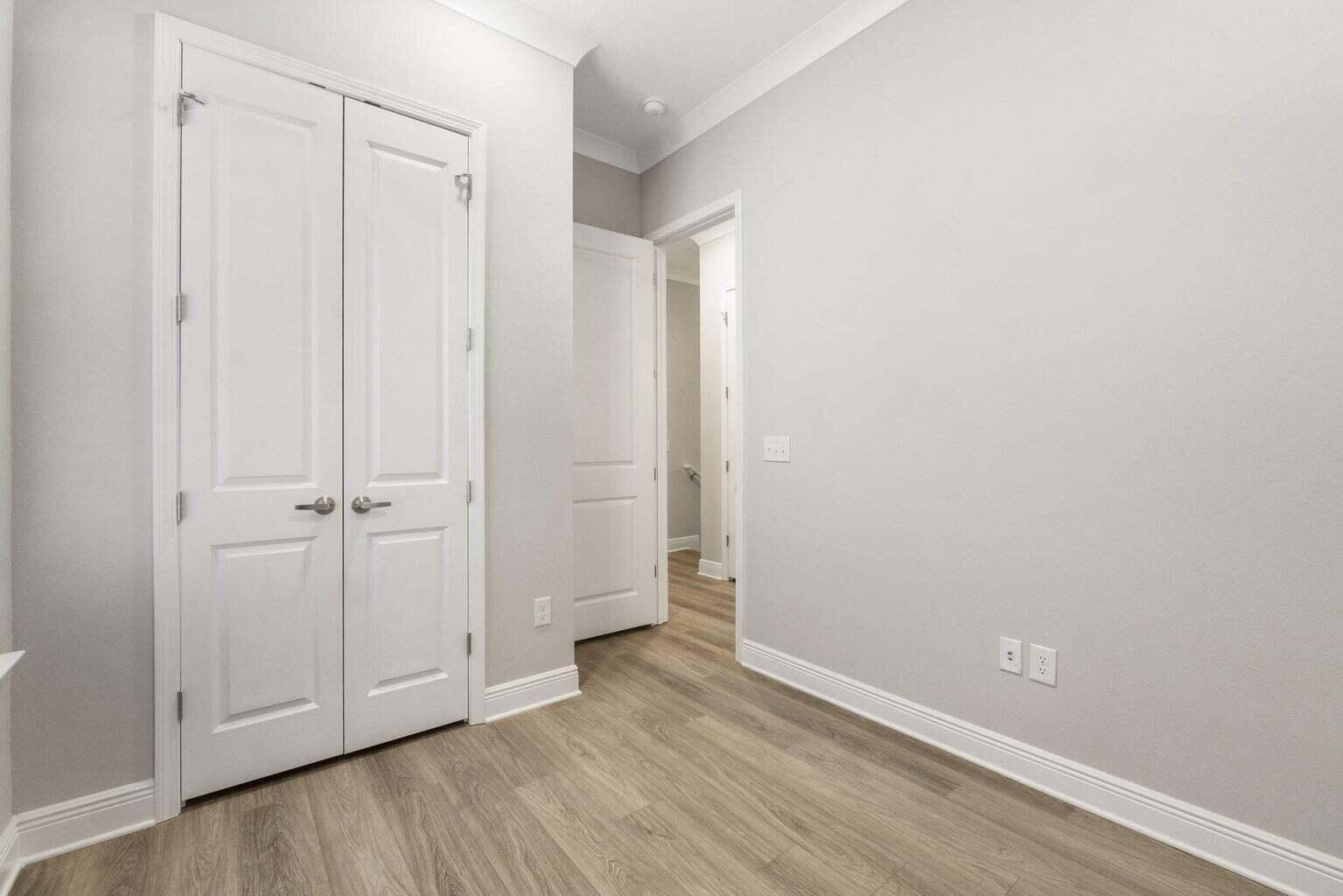 Kara Lake Townhomes - Residential