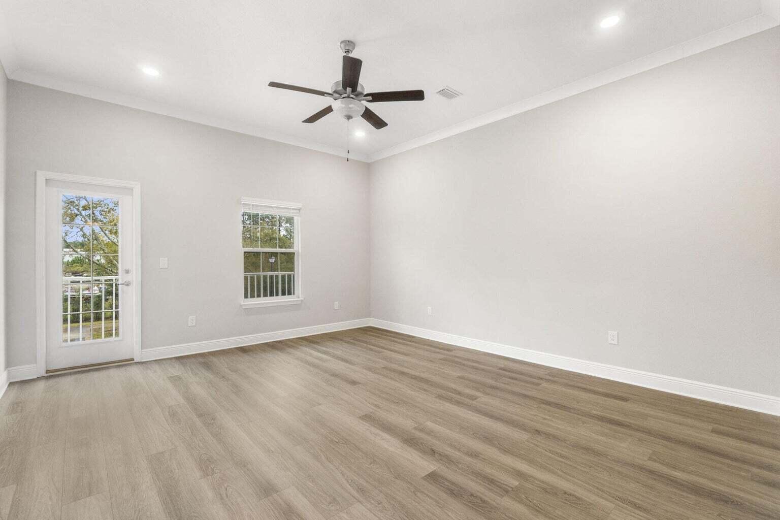 Kara Lake Townhomes - Residential