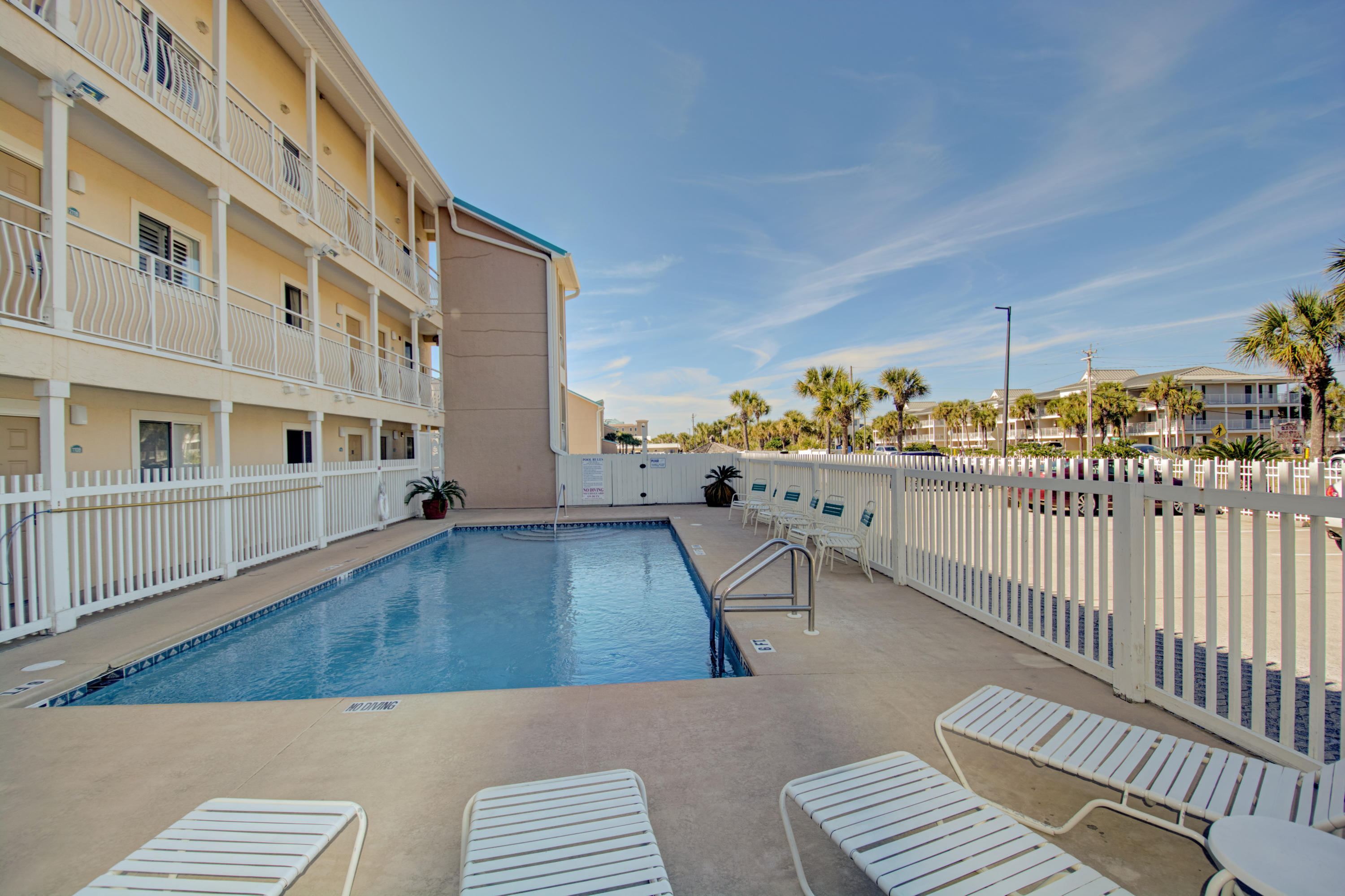 CRYSTAL SANDS CONDO - Residential