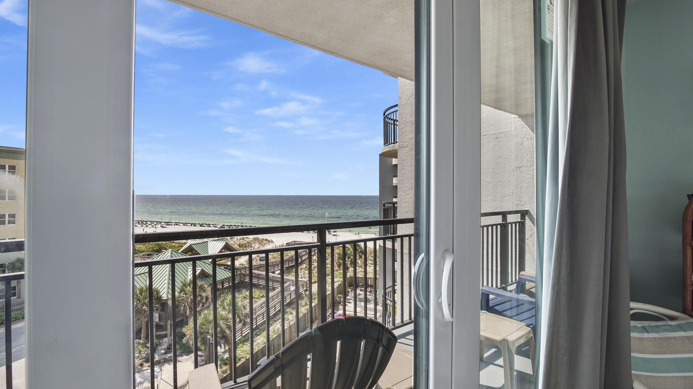 NAUTILUS CONDO - Residential